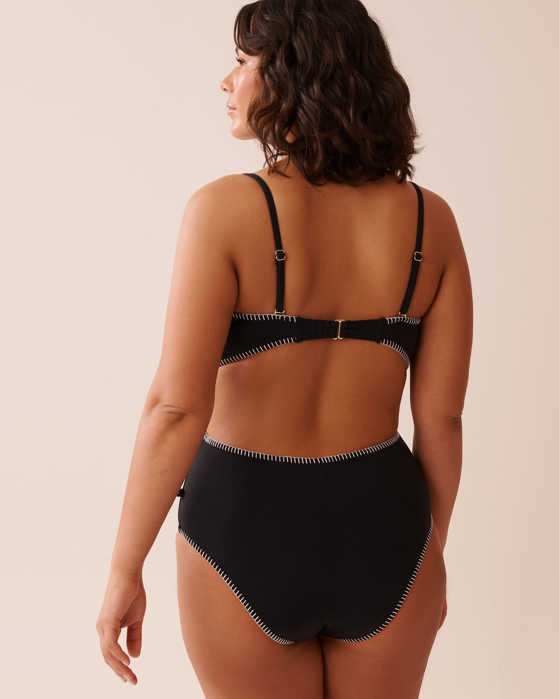 LA VIE EN ROSE AQUA SOLID V-wire and Cut-out One-piece swimsuit Black 70400169 - View10