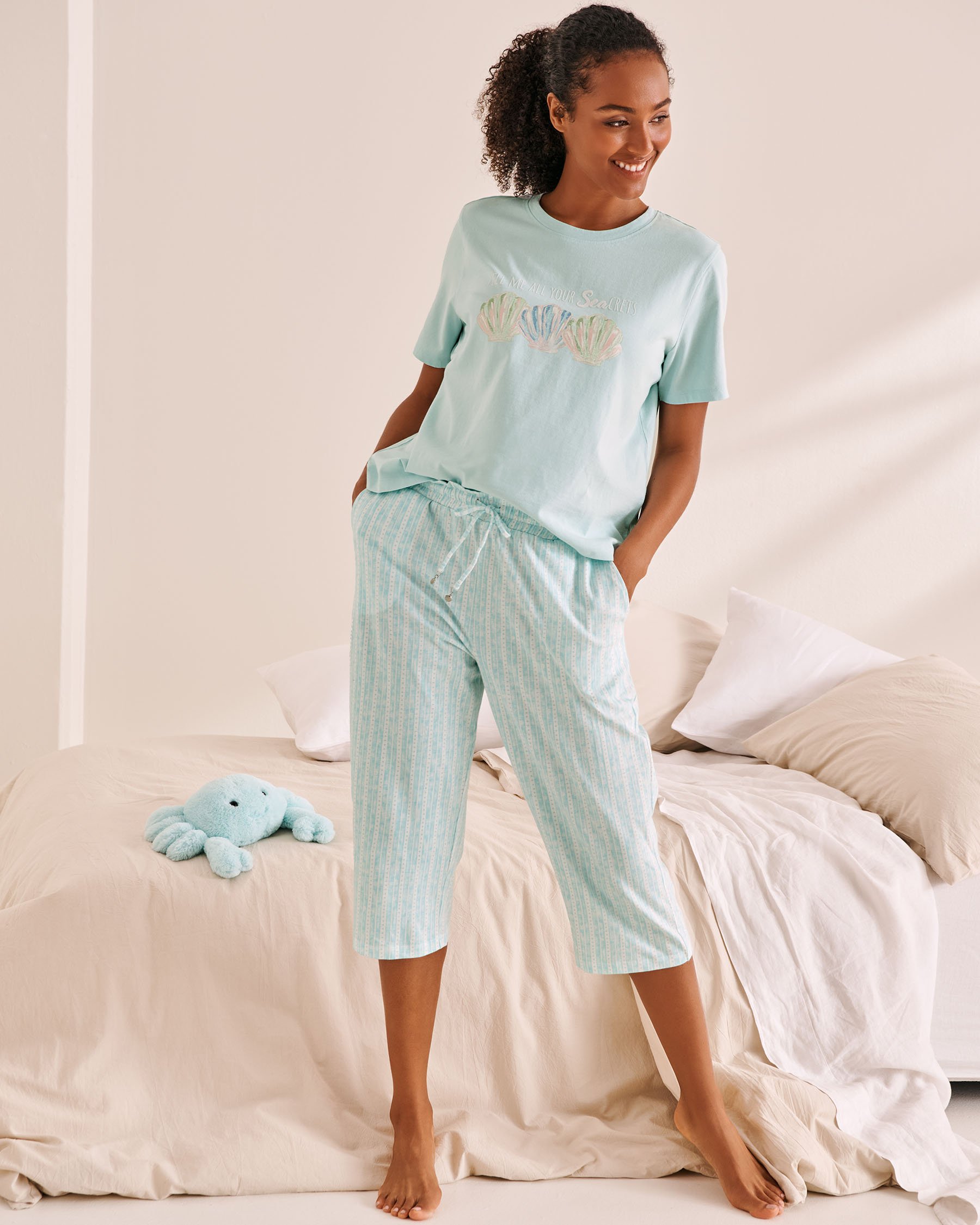 LA VIE EN ROSE Capri de pyjama en coton à rayures Rayures bleu aqua 40200714 - View1