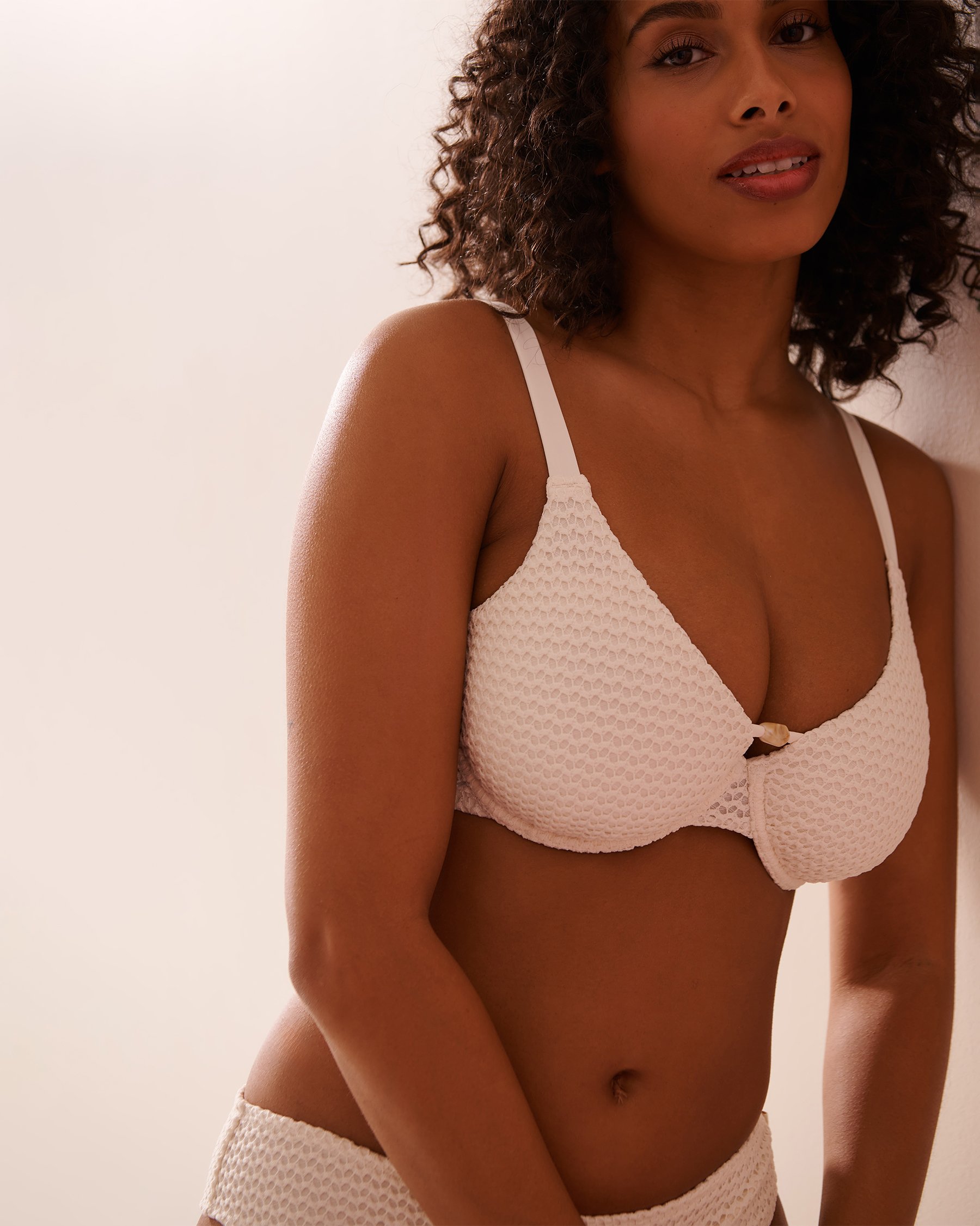 LA VIE EN ROSE AQUA Haut de bikini triangle bonnet D en crochet COCONUT MILK Lait de coco 70200170 - Voir3