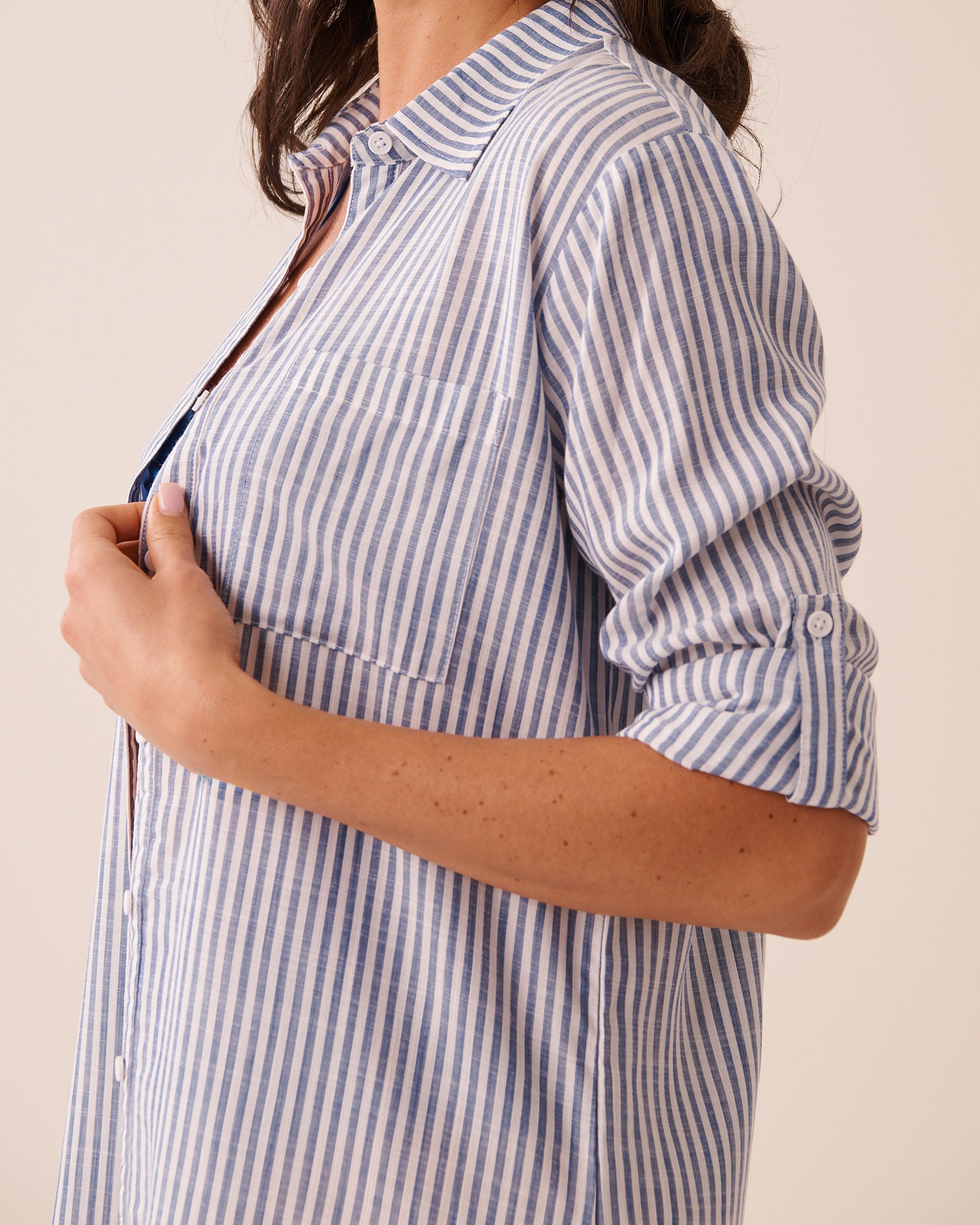 LA VIE EN ROSE AQUA Long Striped Button-down Shirt Blue Stripes 80400081 - View3