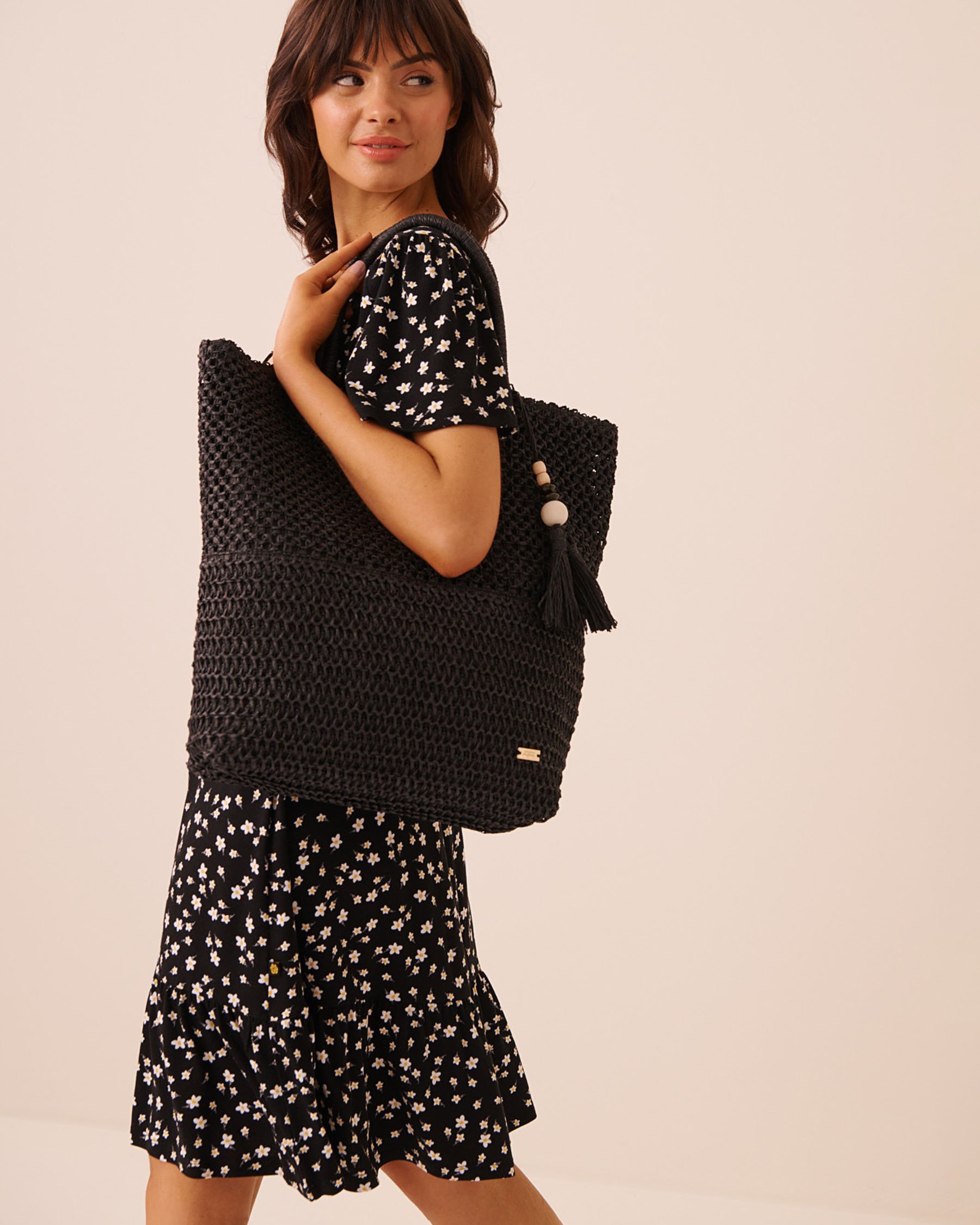 LA VIE EN ROSE AQUA Sac carré en paille Noir 80500138 - Voir3