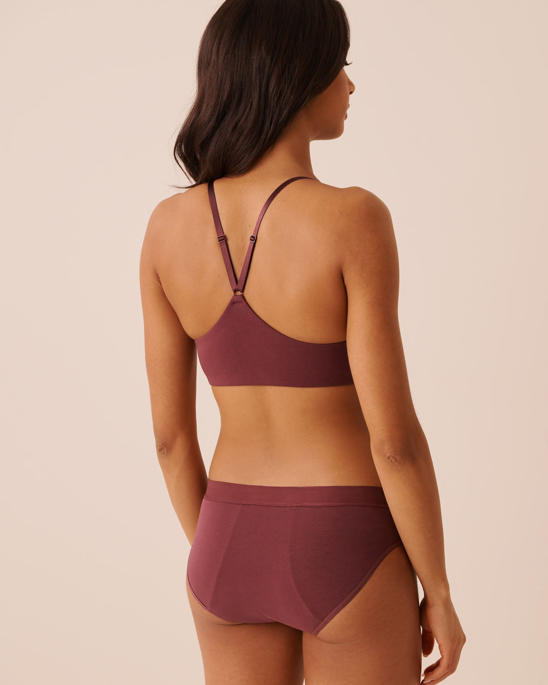 LA VIE EN ROSE Lightly Lined Wireless Cotton Racerback Bra Burgundy 10200629 - View2
