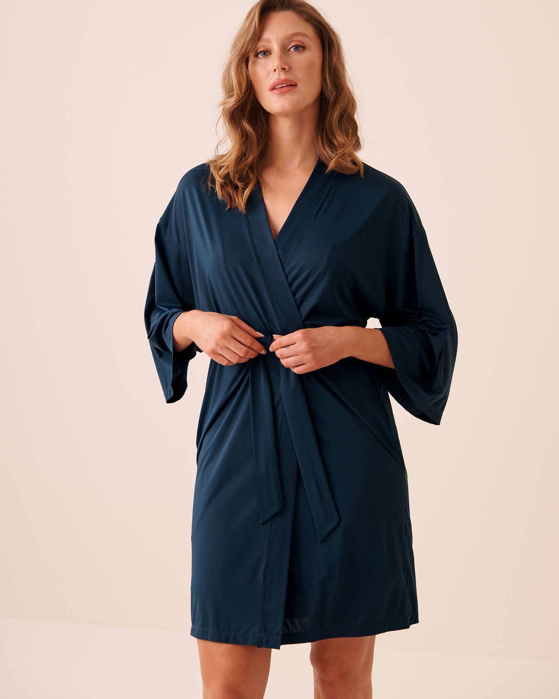 LA VIE EN ROSE Microfiber Kimono Midnight Navy 60600123 - View1