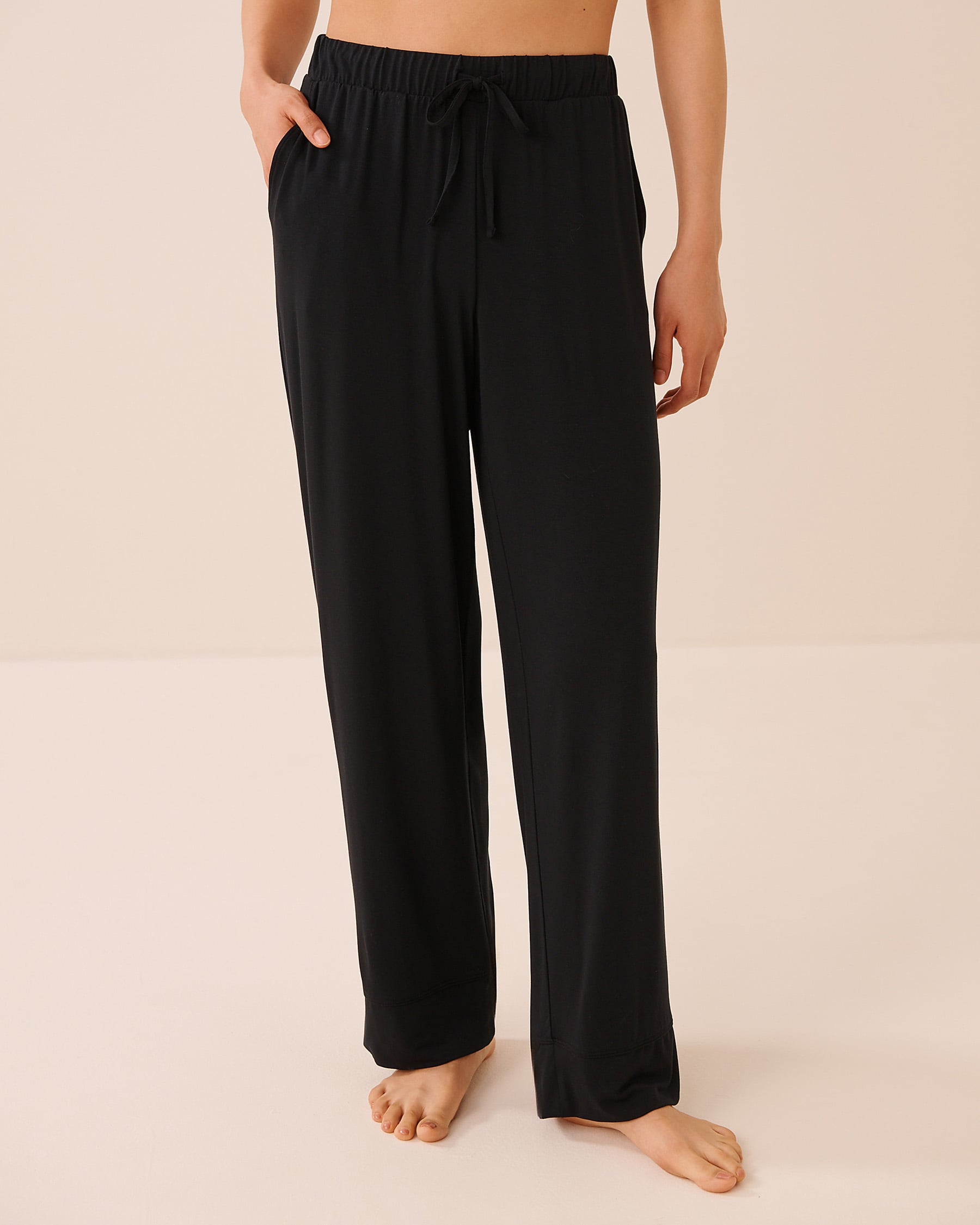 LA VIE EN ROSE Modal Pants Black 60200200 - View1