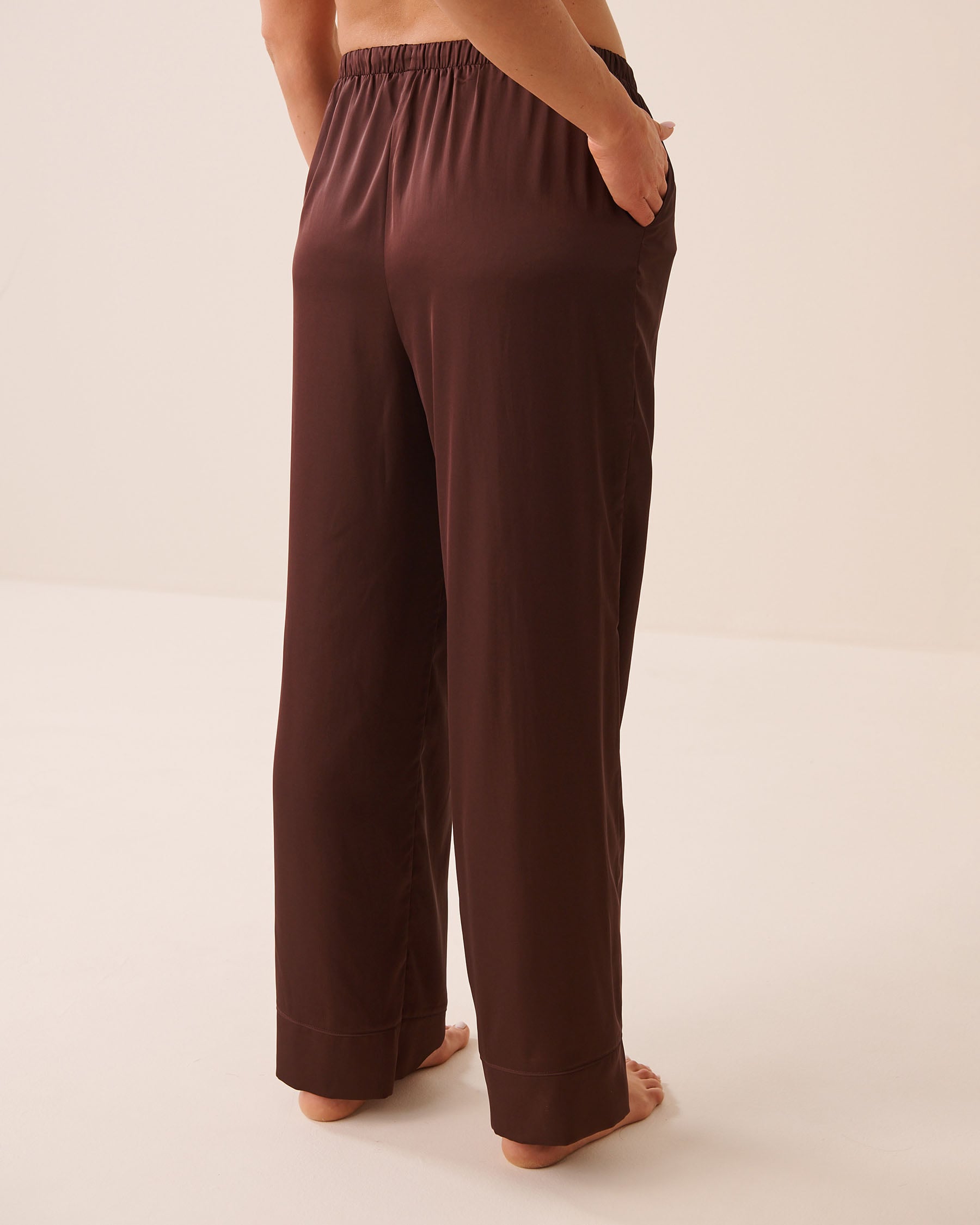 LA VIE EN ROSE Satin Pants Brown 60200197 - View2