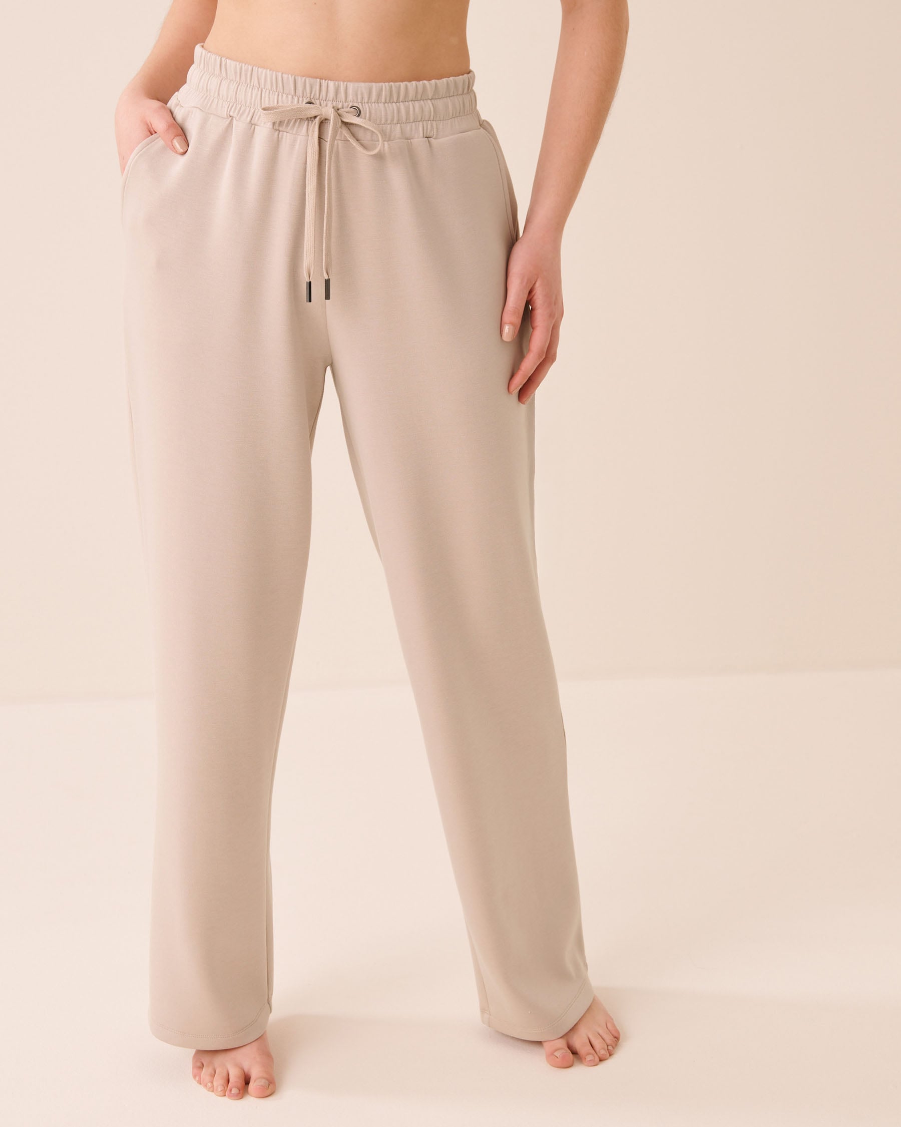 LA VIE EN ROSE Double-knit Pants Beige 50200119 - View1