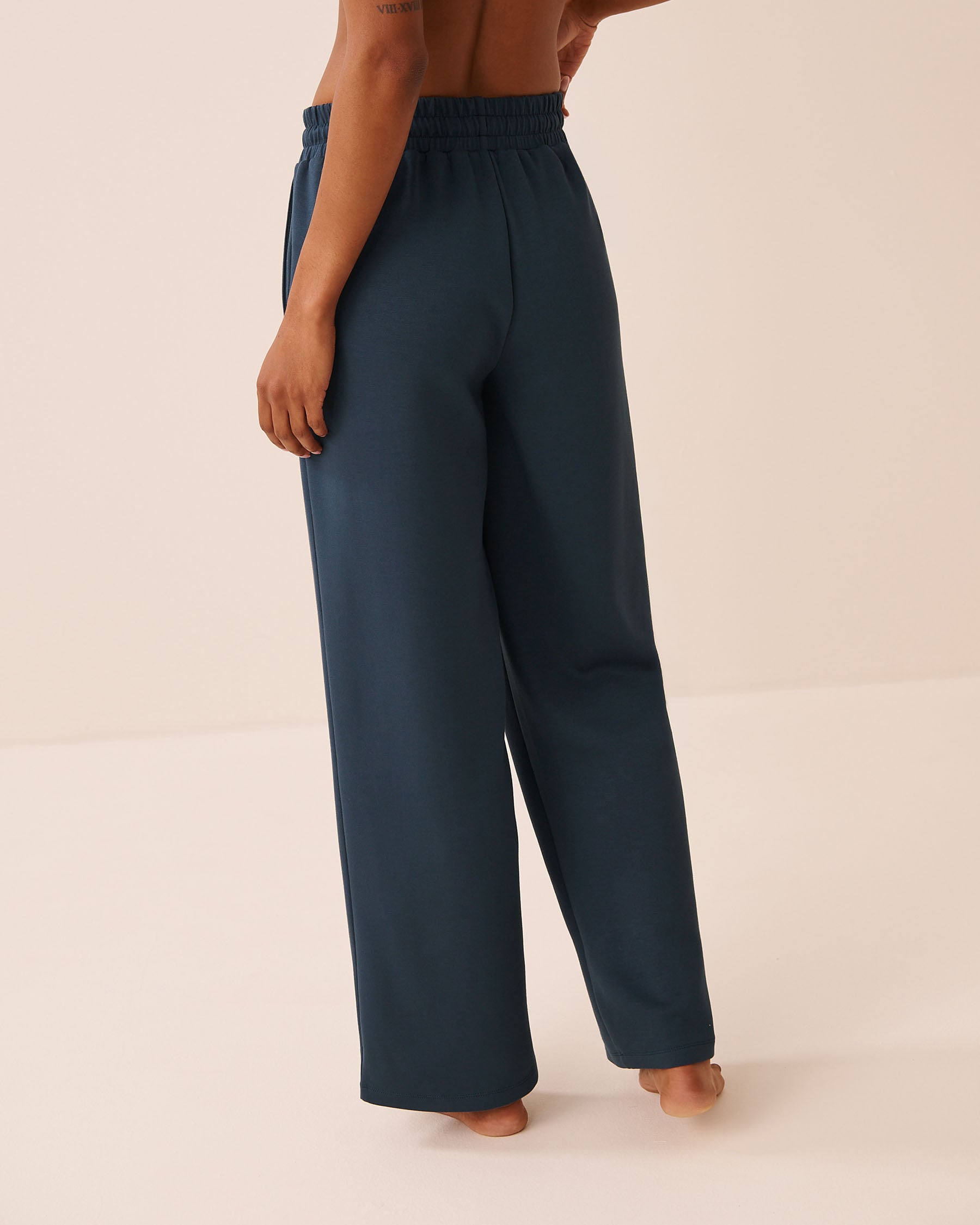LA VIE EN ROSE Double-knit Pants Midnight Navy 50200119 - View2