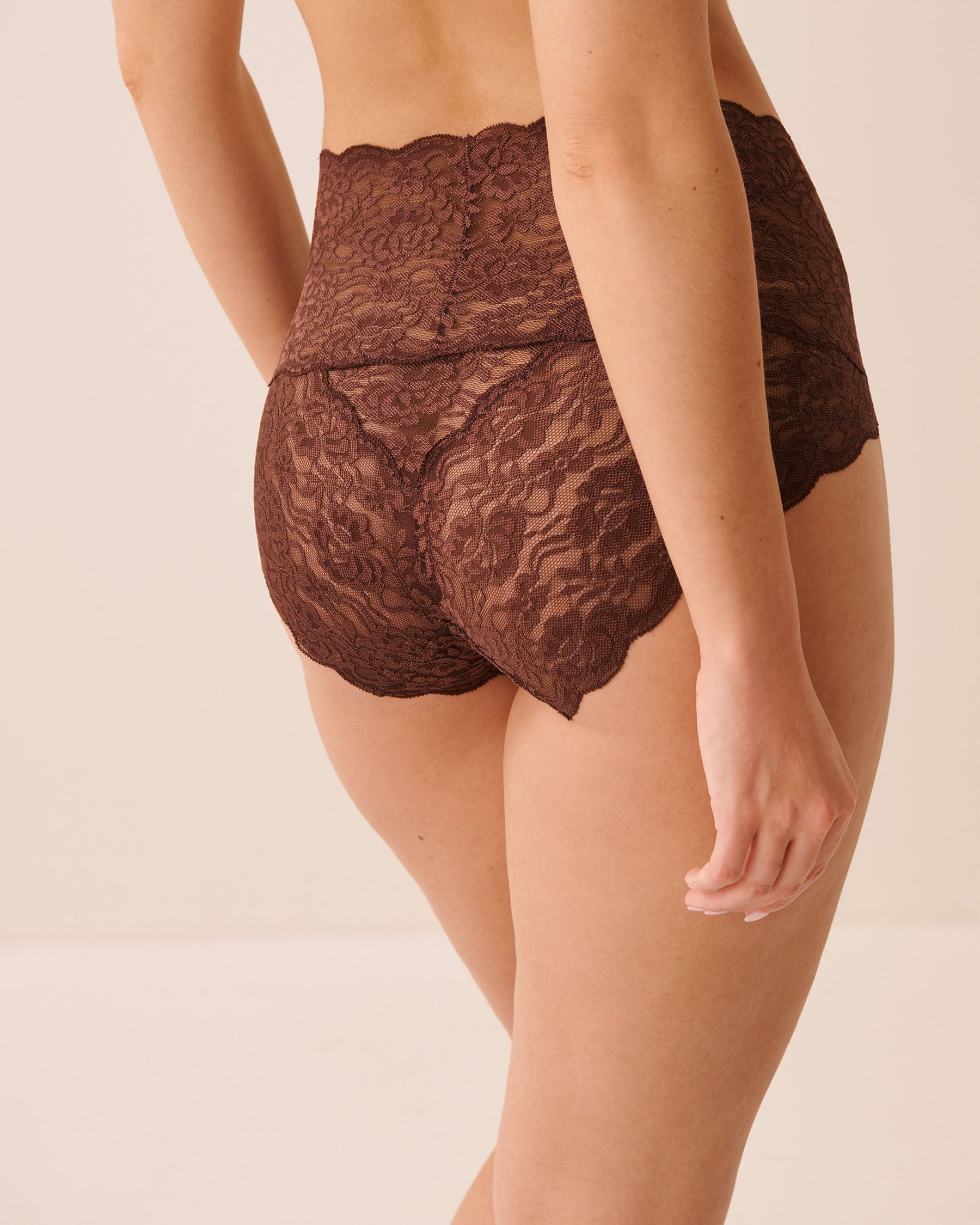 LA VIE EN ROSE Culotte bikini taille haute en dentelle Brun 20200844 - View2
