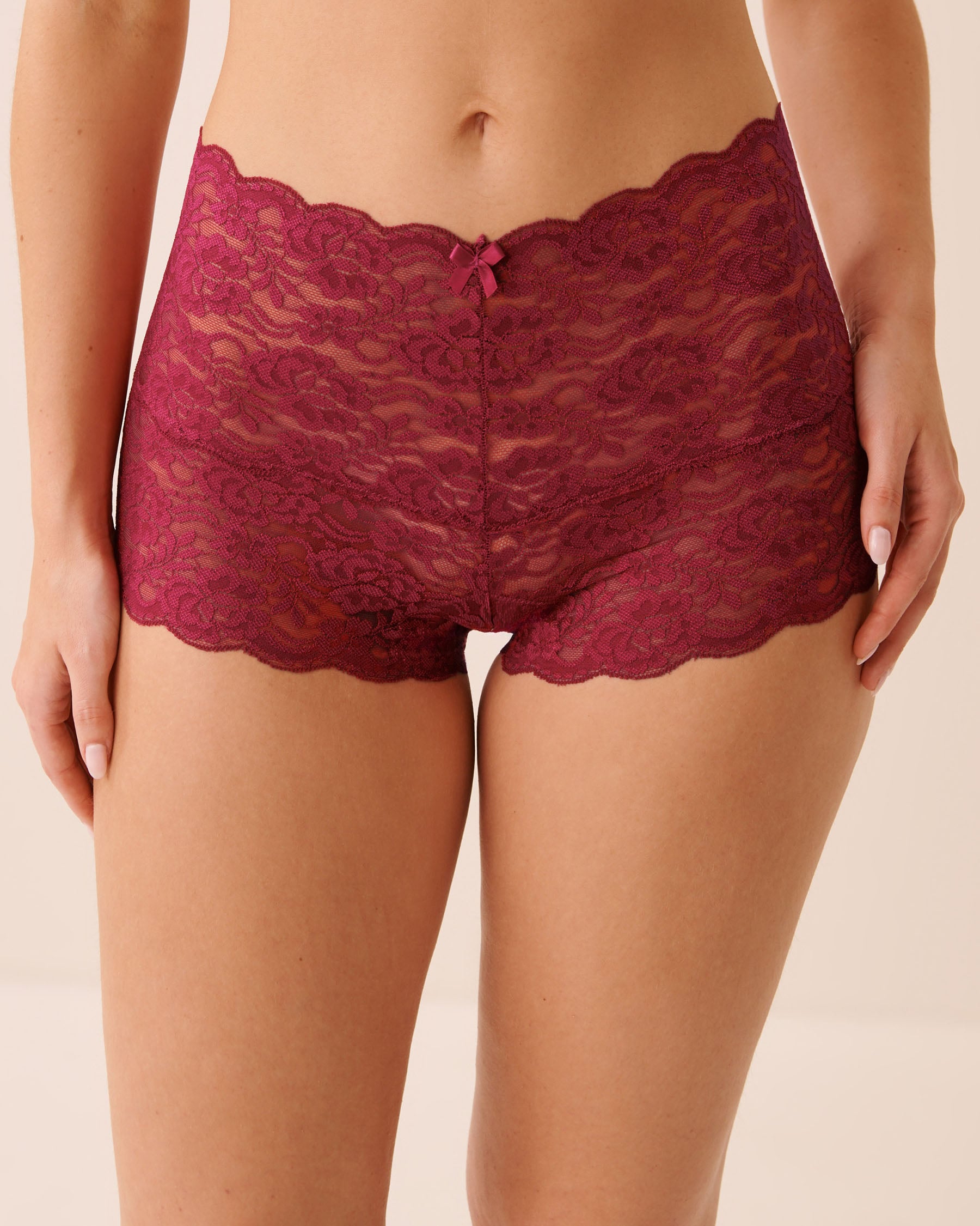LA VIE EN ROSE Culotte garçonne taille haute en dentelle Rouge cerise 20200845 - View1