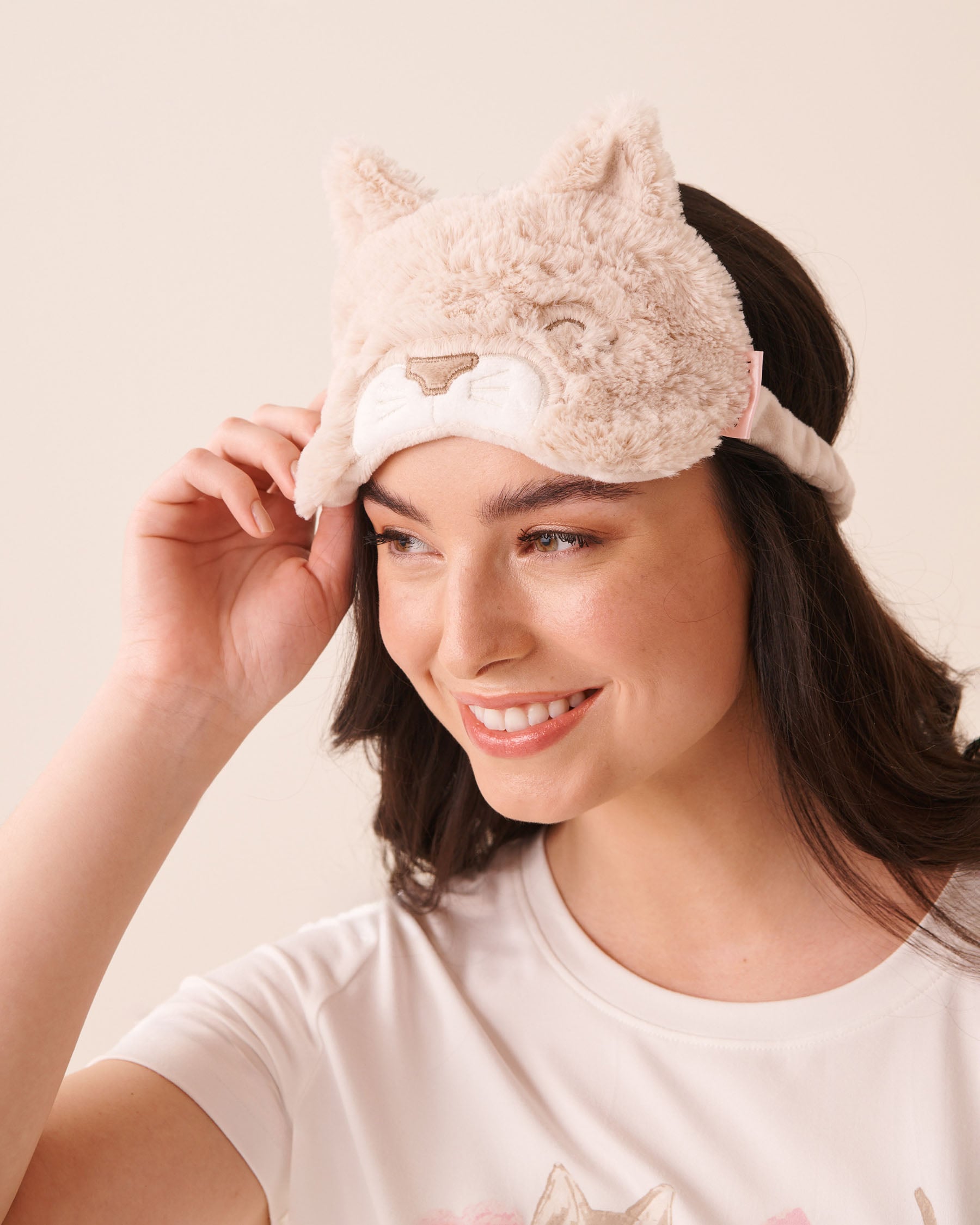 LA VIE EN ROSE Cat Sleep Mask Beige/Cat 40700482 - View1
