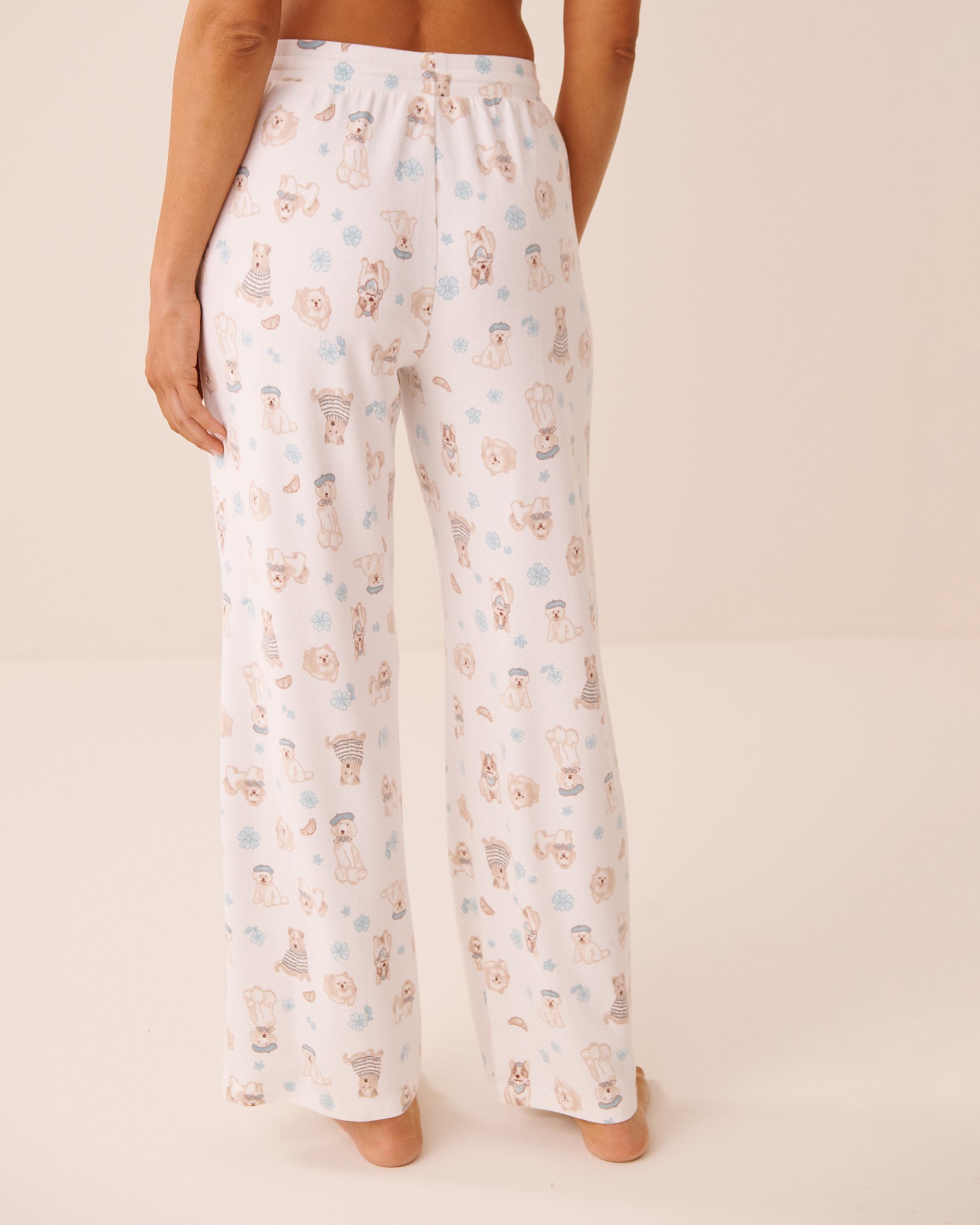 LA VIE EN ROSE Dog Print Soft Knit Pajama Pants White/Dogs 40200870 - View2