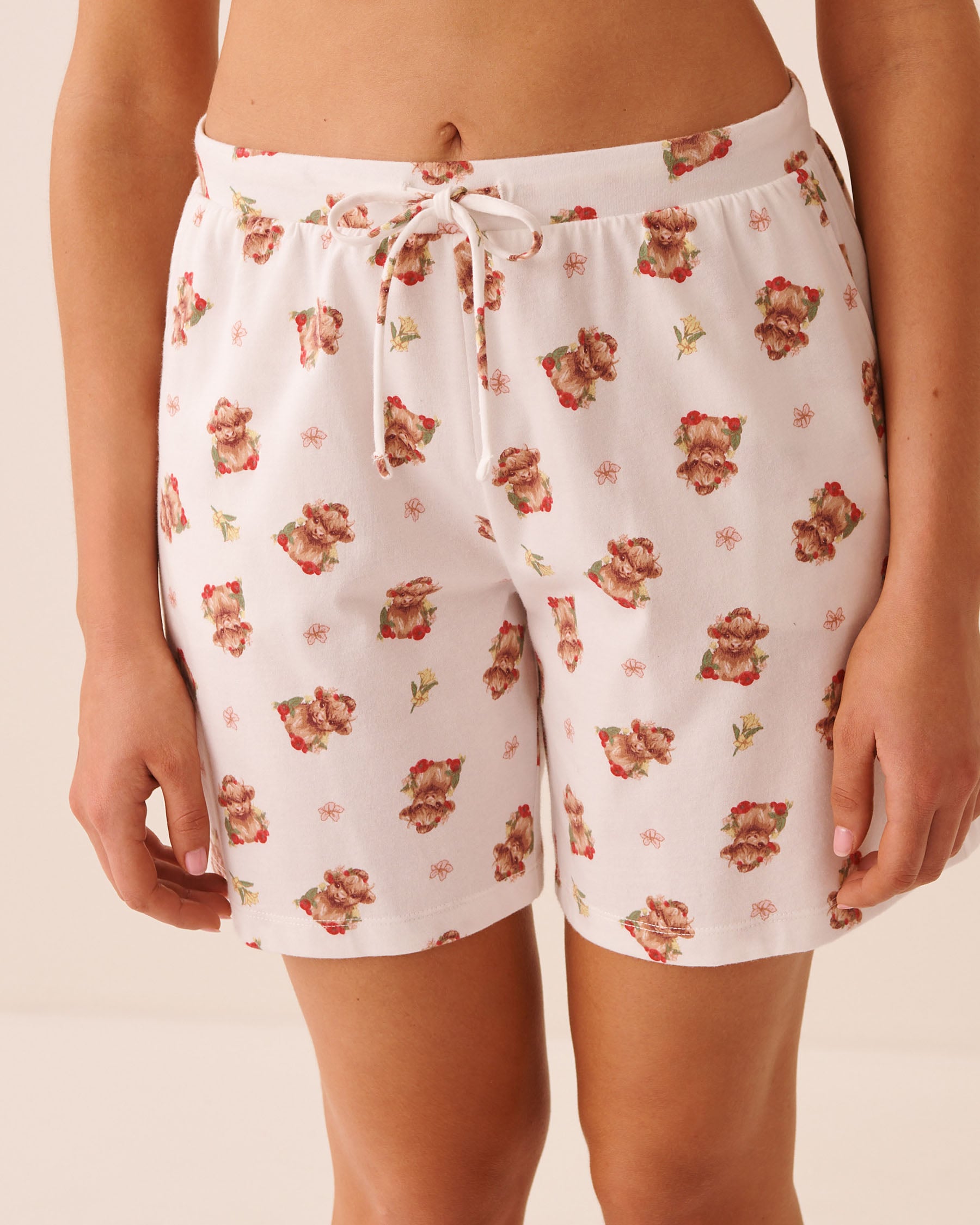 LA VIE EN ROSE Highland Cow Print Cotton Pyjama Bermuda Shorts White/Cows 40200876 - View1