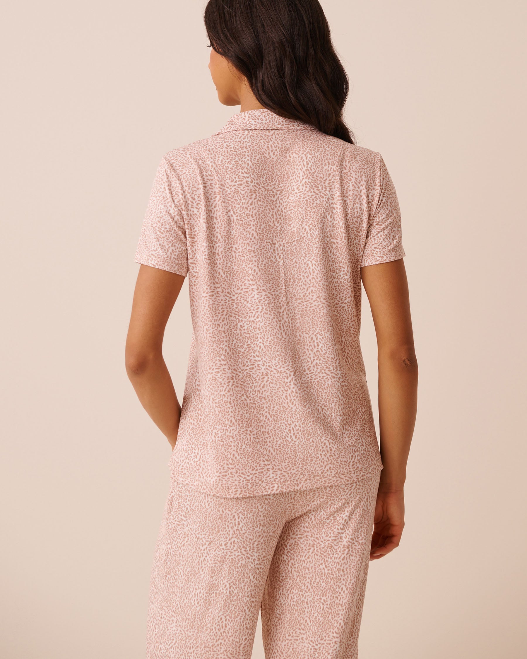 LA VIE EN ROSE Leopard Print Super Soft Short Sleeve Button-down Shirt Leopard 40100882 - View2