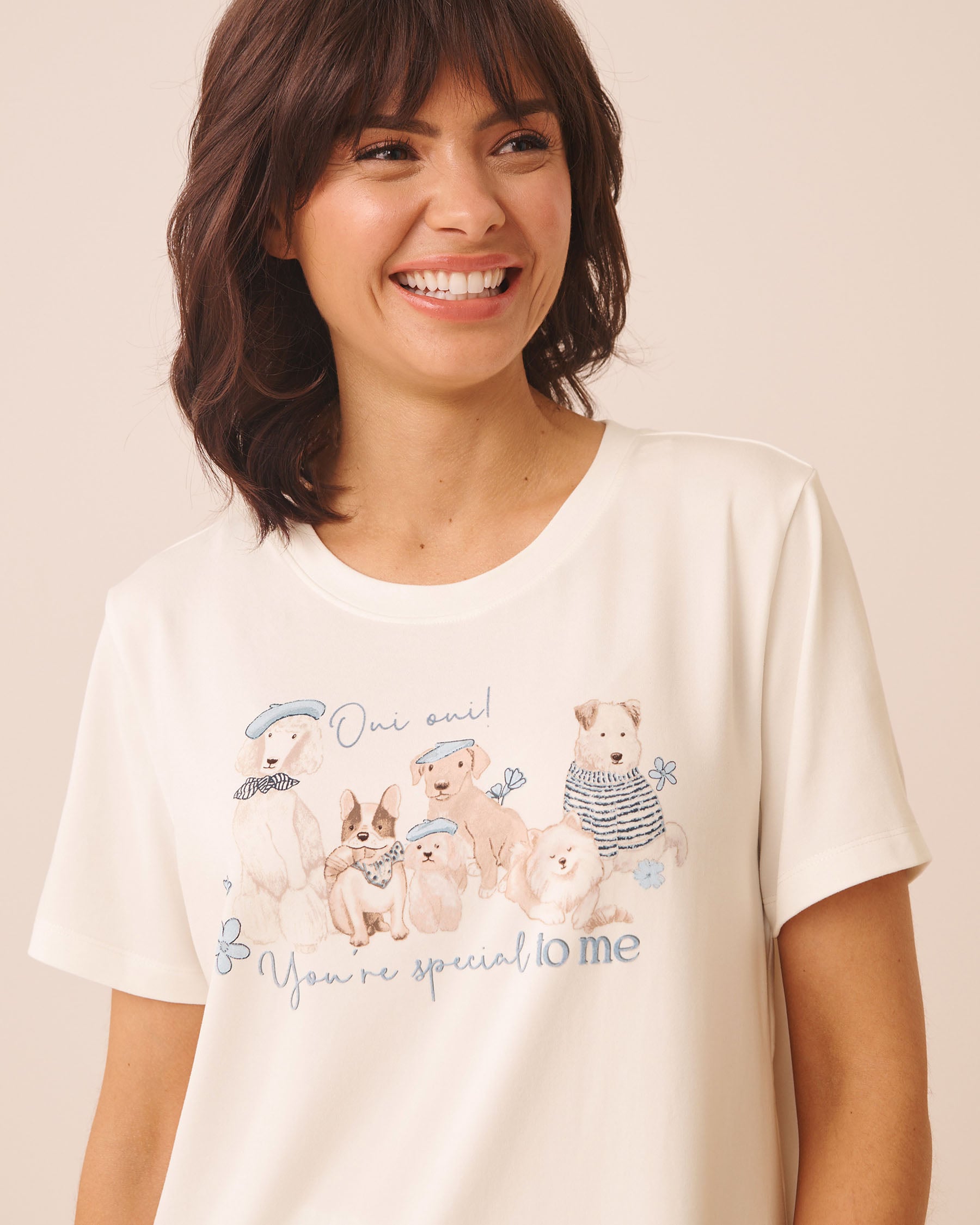 LA VIE EN ROSE Parisian Dogs Print Super Soft Short Sleeve T-shirt White 40100879 - View3