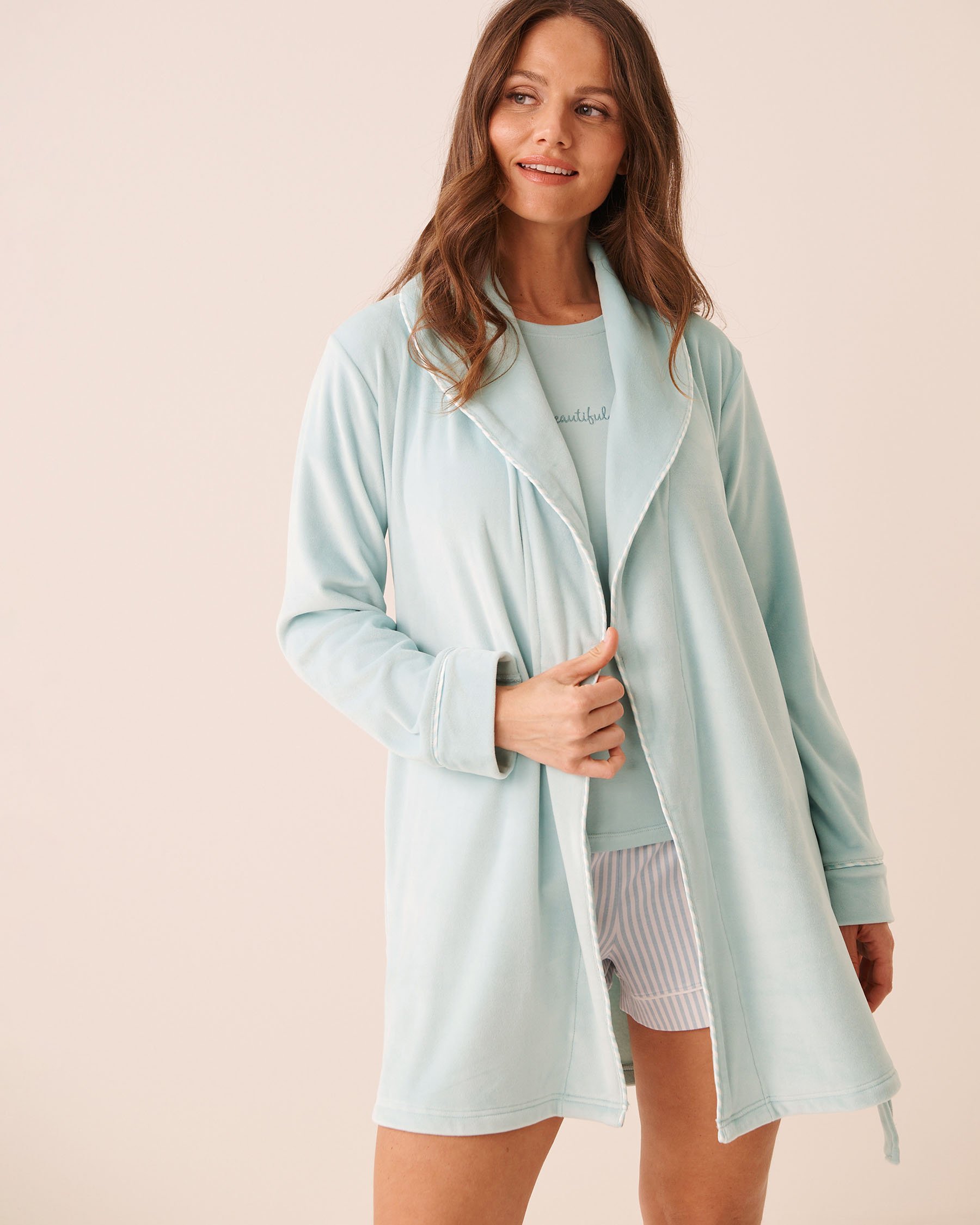 LA VIE EN ROSE Plush Velour Robe Light Blue 40600231 - View4