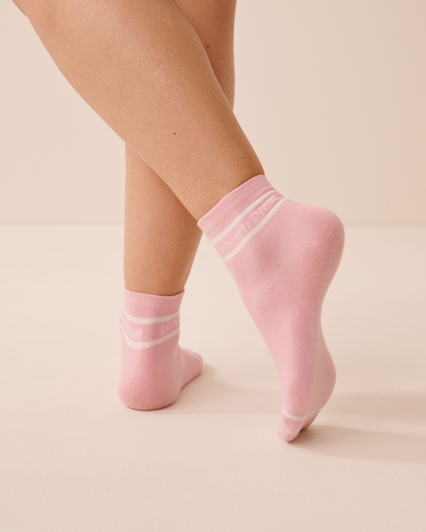 LA VIE EN ROSE Ribbed Socks Light Pink 40700483 - View2