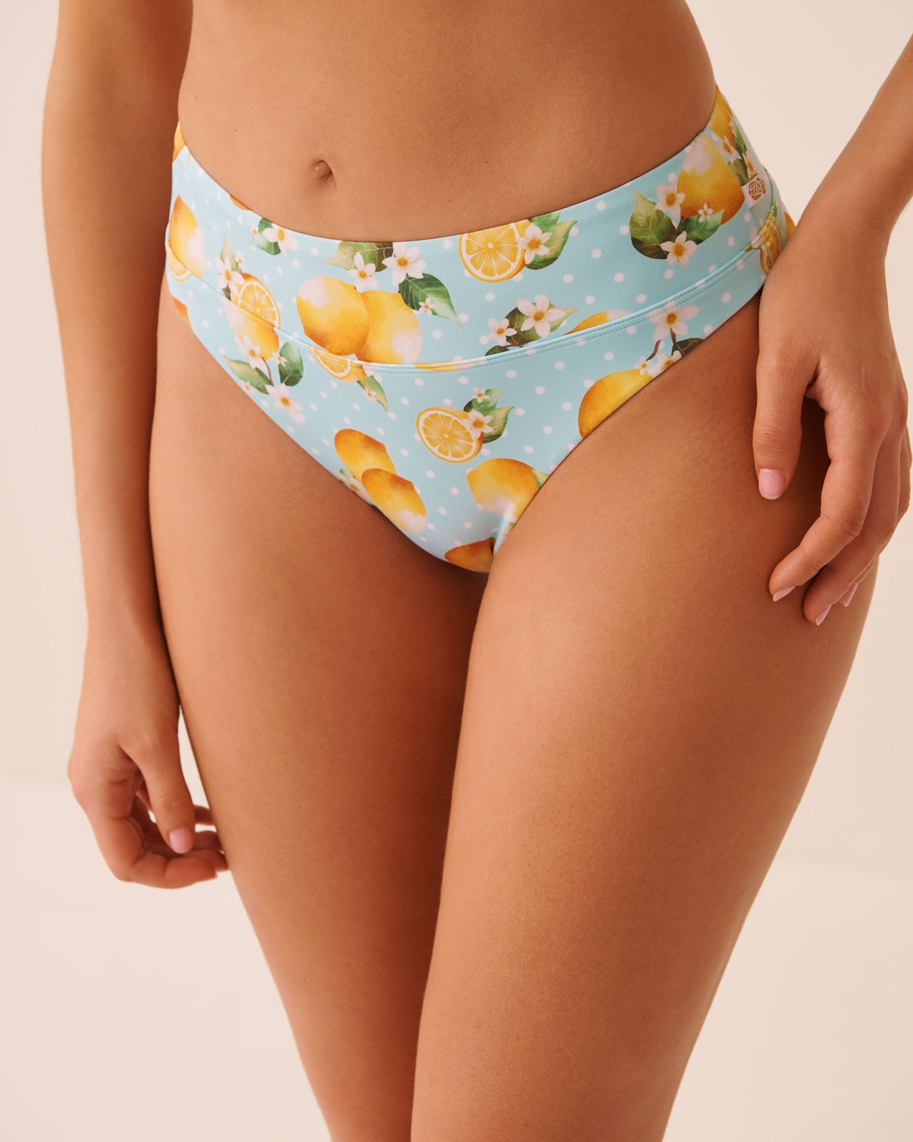 LA VIE EN ROSE AQUA LEMON POP Mid Waist Brazilian Bikini Bottom Lemons & Dots 70300940 - View1