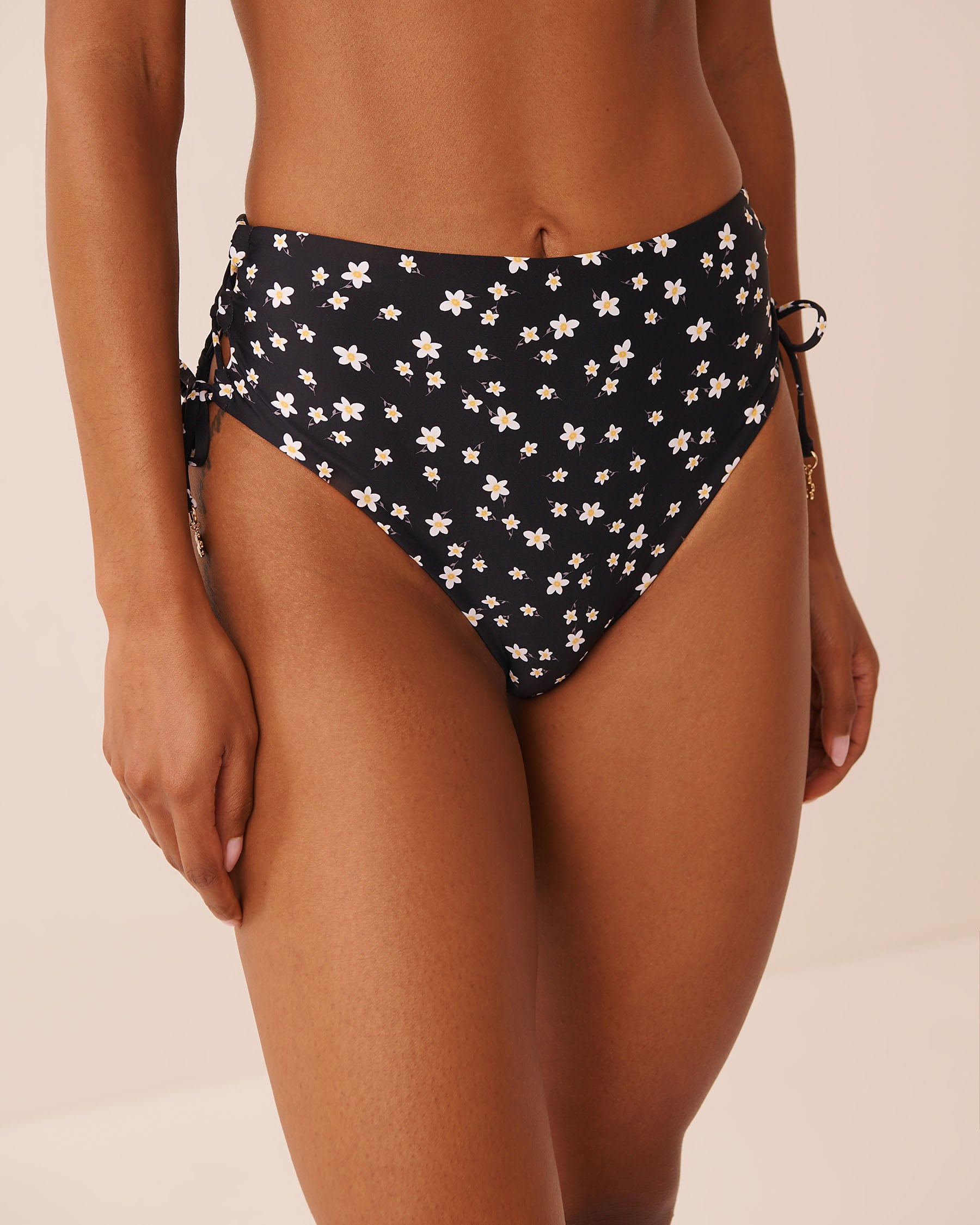 LA VIE EN ROSE AQUA Bas de bikini cheeky taille haute SWEET DAISY Marguerites 70300926 - View1