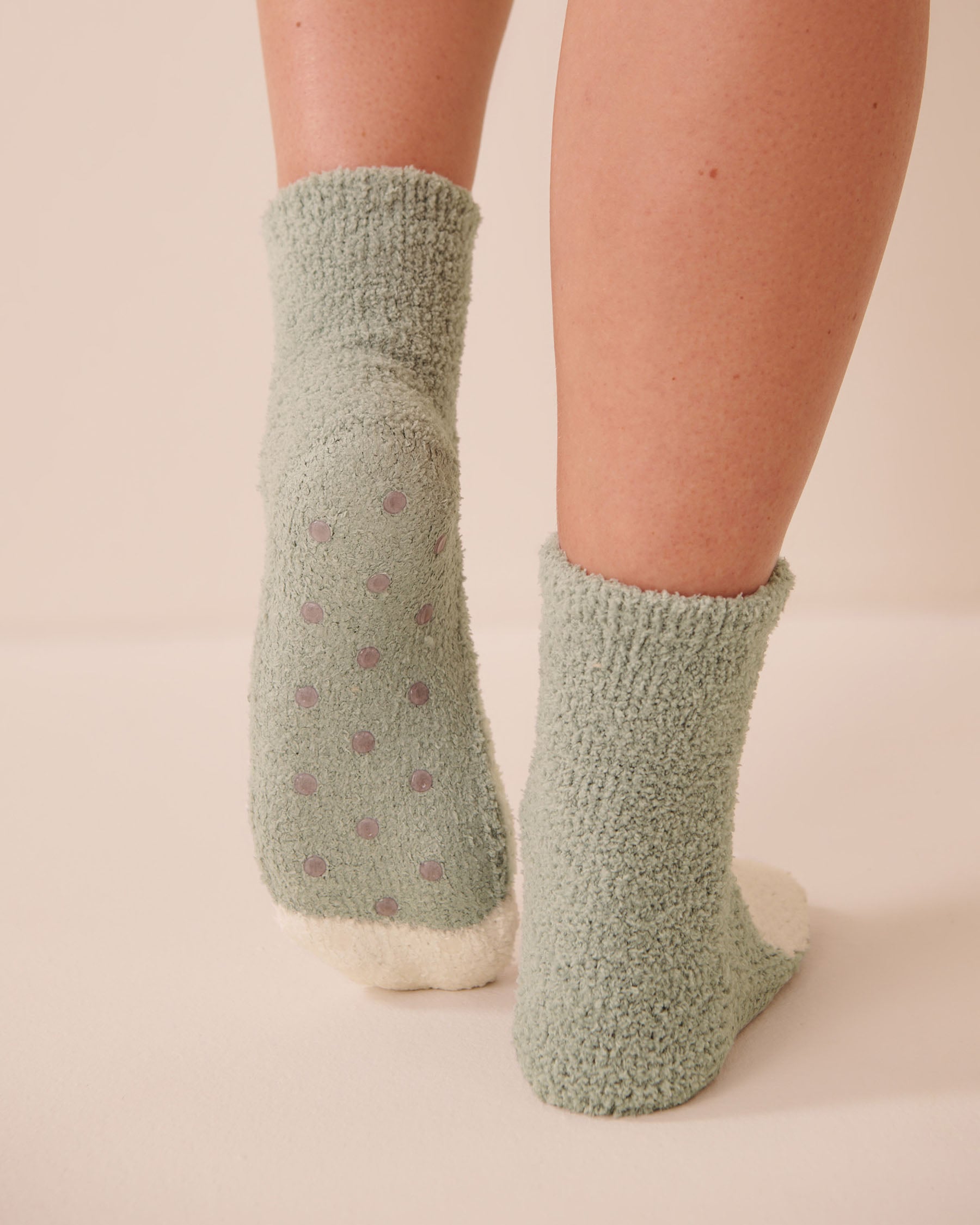 LA VIE EN ROSE Plush Chicken Socks Grey/Chicken 40700502 - View2