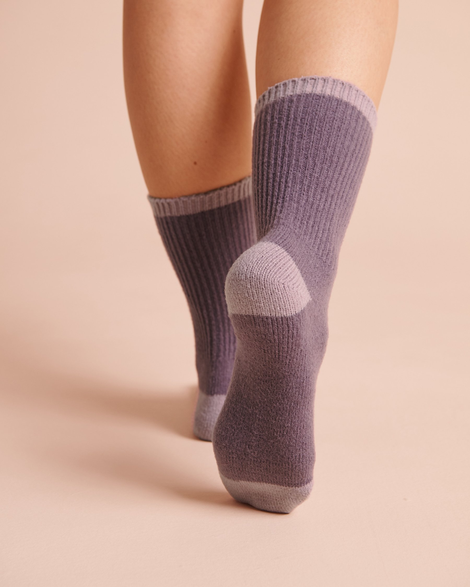 LA VIE EN ROSE Bas mi-mollet en tricot doux Prune 40700500 - Voir2