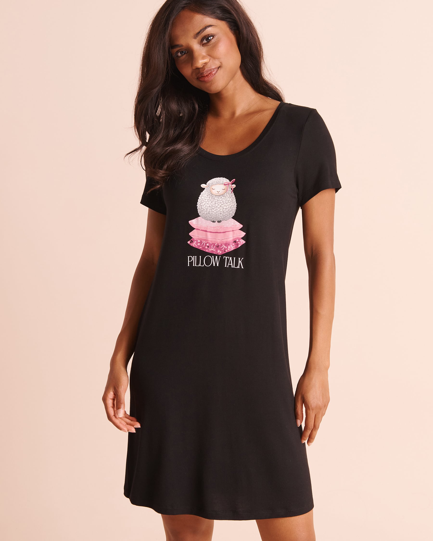 LA VIE EN ROSE Chemise de nuit manches courtes en jersey doux imprimé mouton Noir/Mouton 60500260 - Voir1