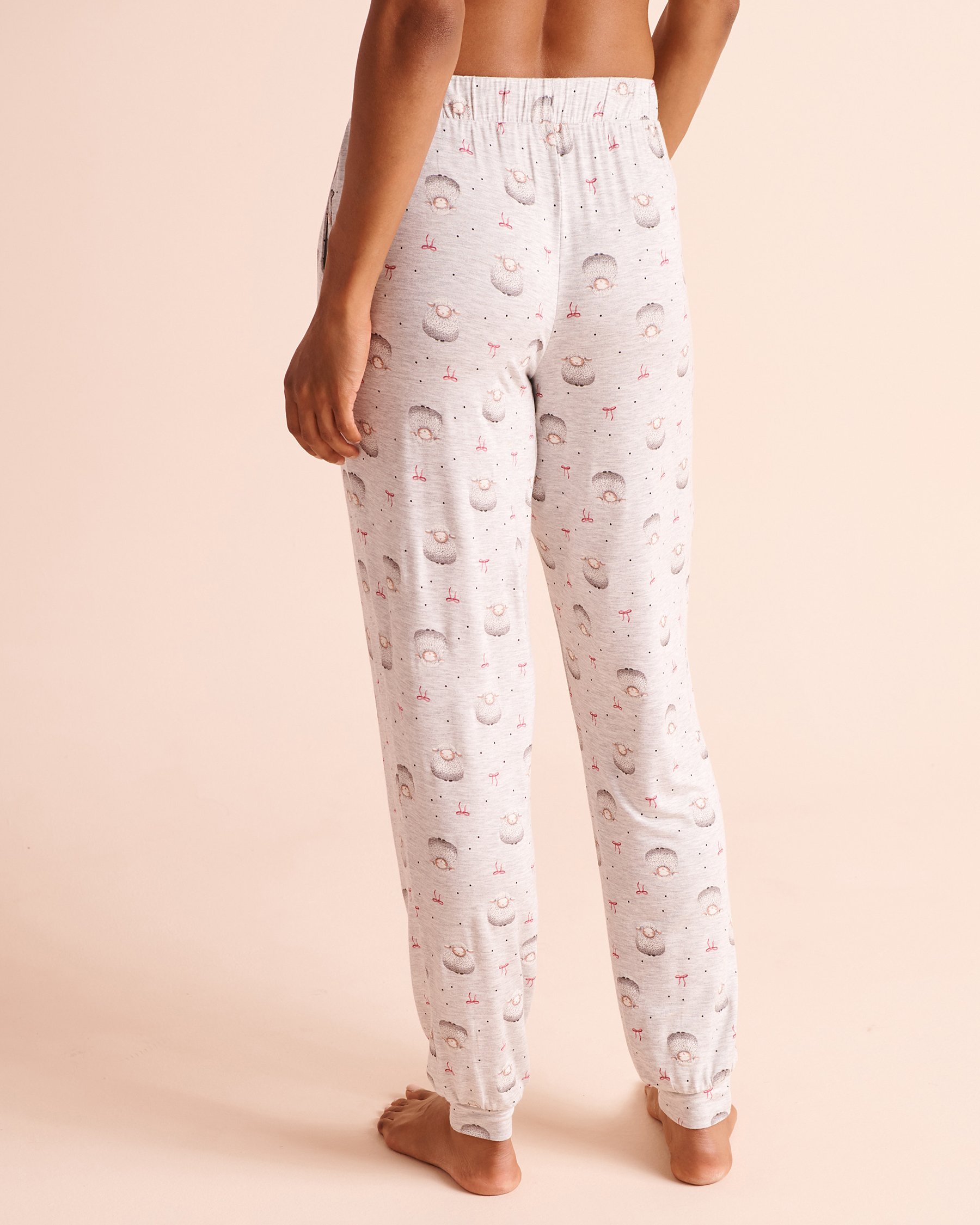 LA VIE EN ROSE Pantalon de pyjama jogger en jersey doux imprimé moutons Gris/Moutons 60200210 - View2