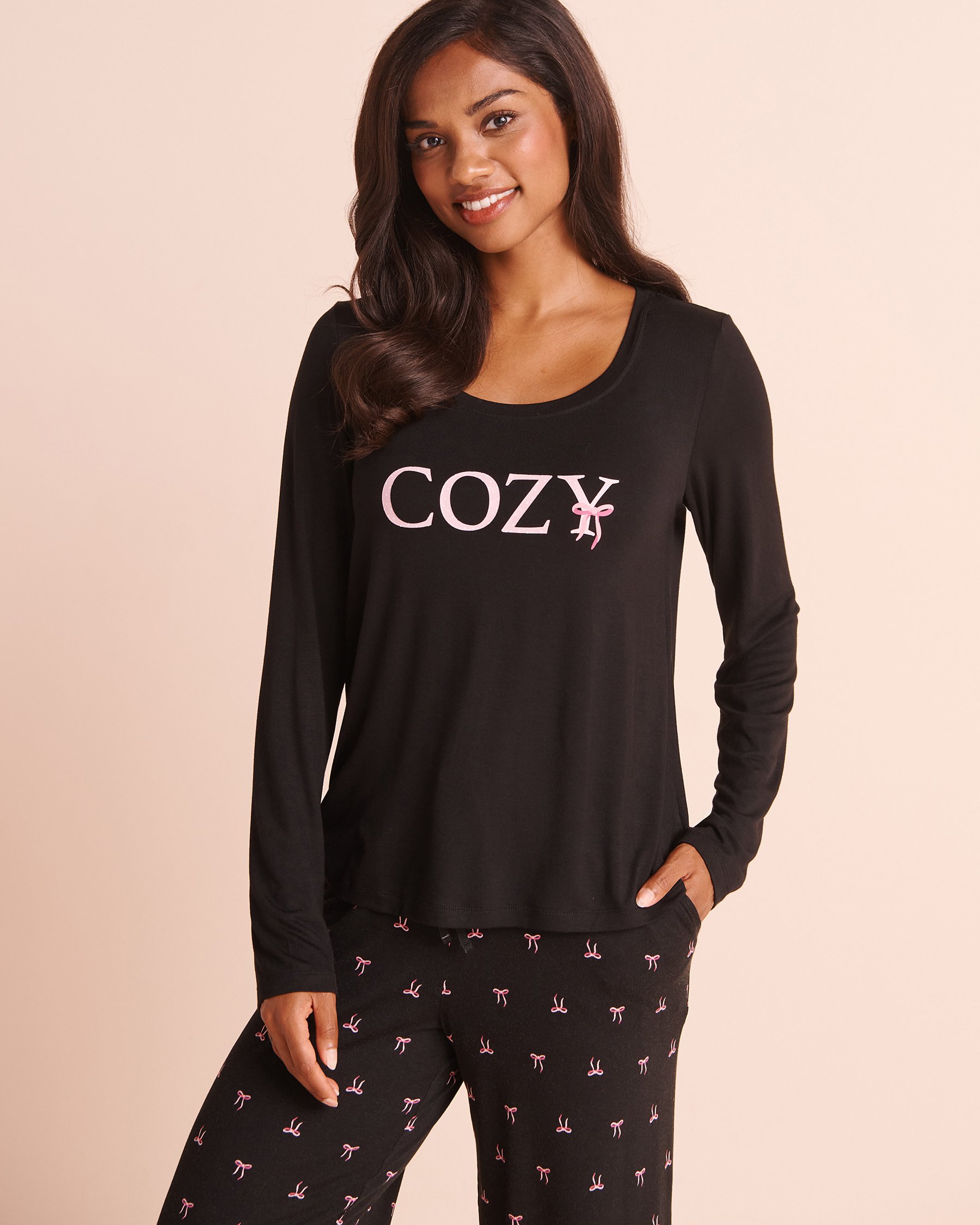 LA VIE EN ROSE Chandail manches longues en jersey doux imprimé Cozy Noir/Cozy 60100213 - View1