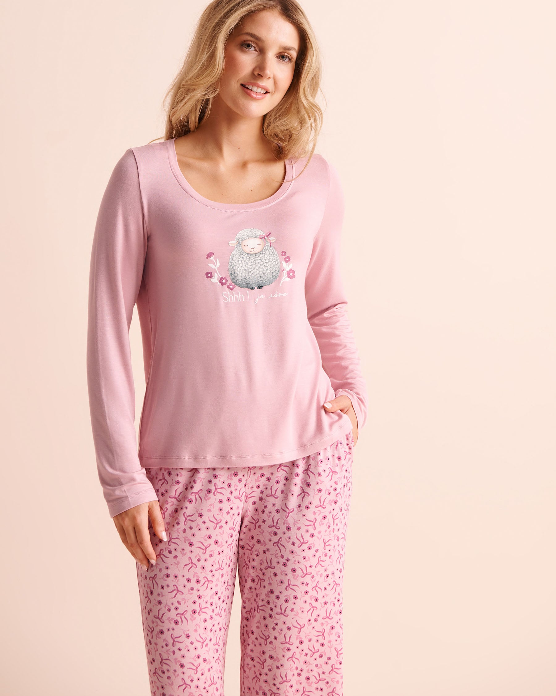 LA VIE EN ROSE Sheep Print Soft Jersey Long Sleeve T-shirt Pink/Sheep 60100213 - View1