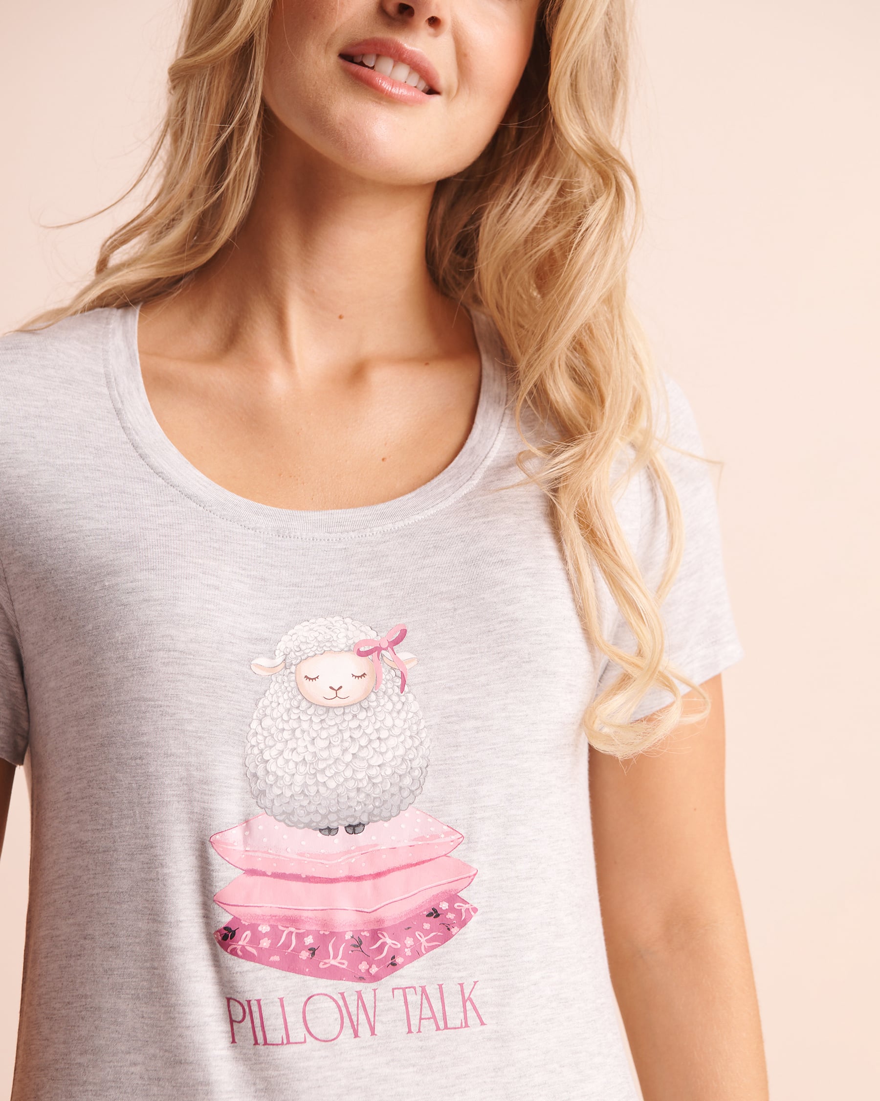 LA VIE EN ROSE Sheep Print Soft Jersey Short Sleeve T-shirt Grey/Sheep 60100212 - View3