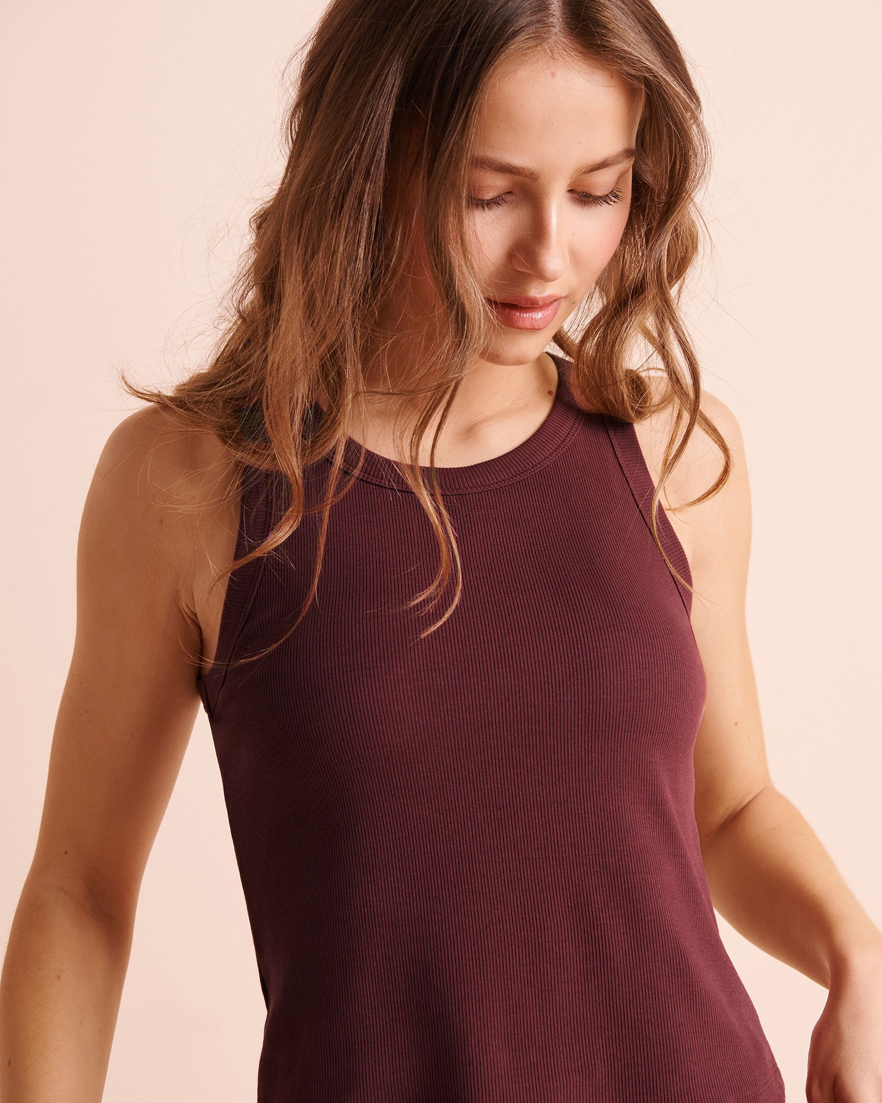 LA VIE EN ROSE Ribbed Cotton Tank Top with Shelf Bra Burgundy 50100147 - View4