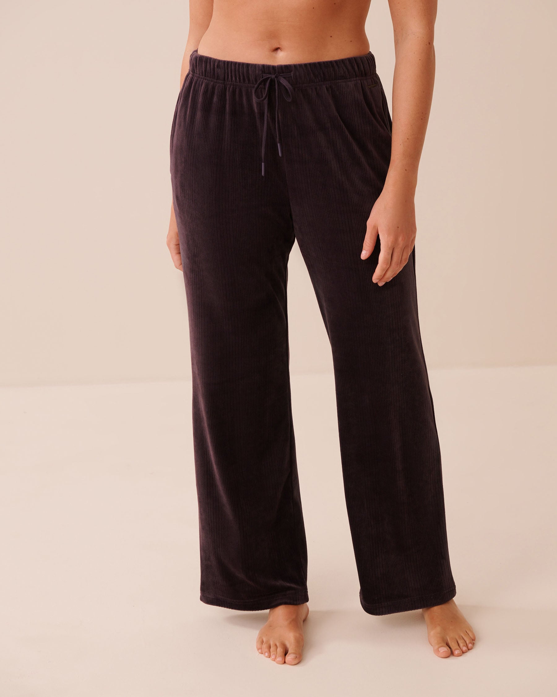 LA VIE EN ROSE Ribbed Velour Pants Dark Plum 50200126 - View1