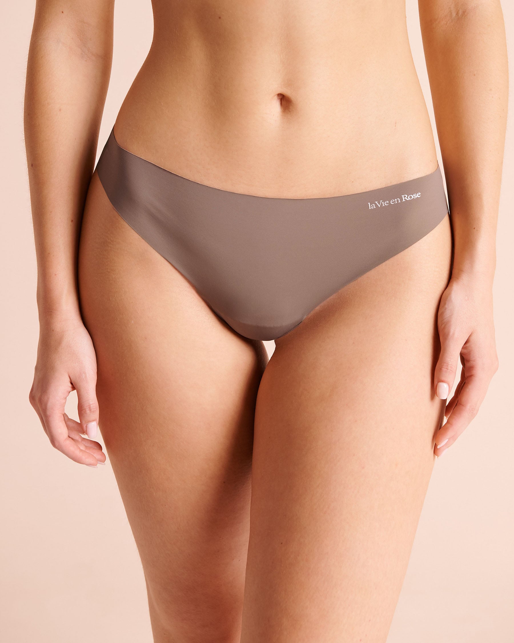 LA VIE EN ROSE Microfiber Invisible Thong Panty Deep Taupe 20200856 - View1