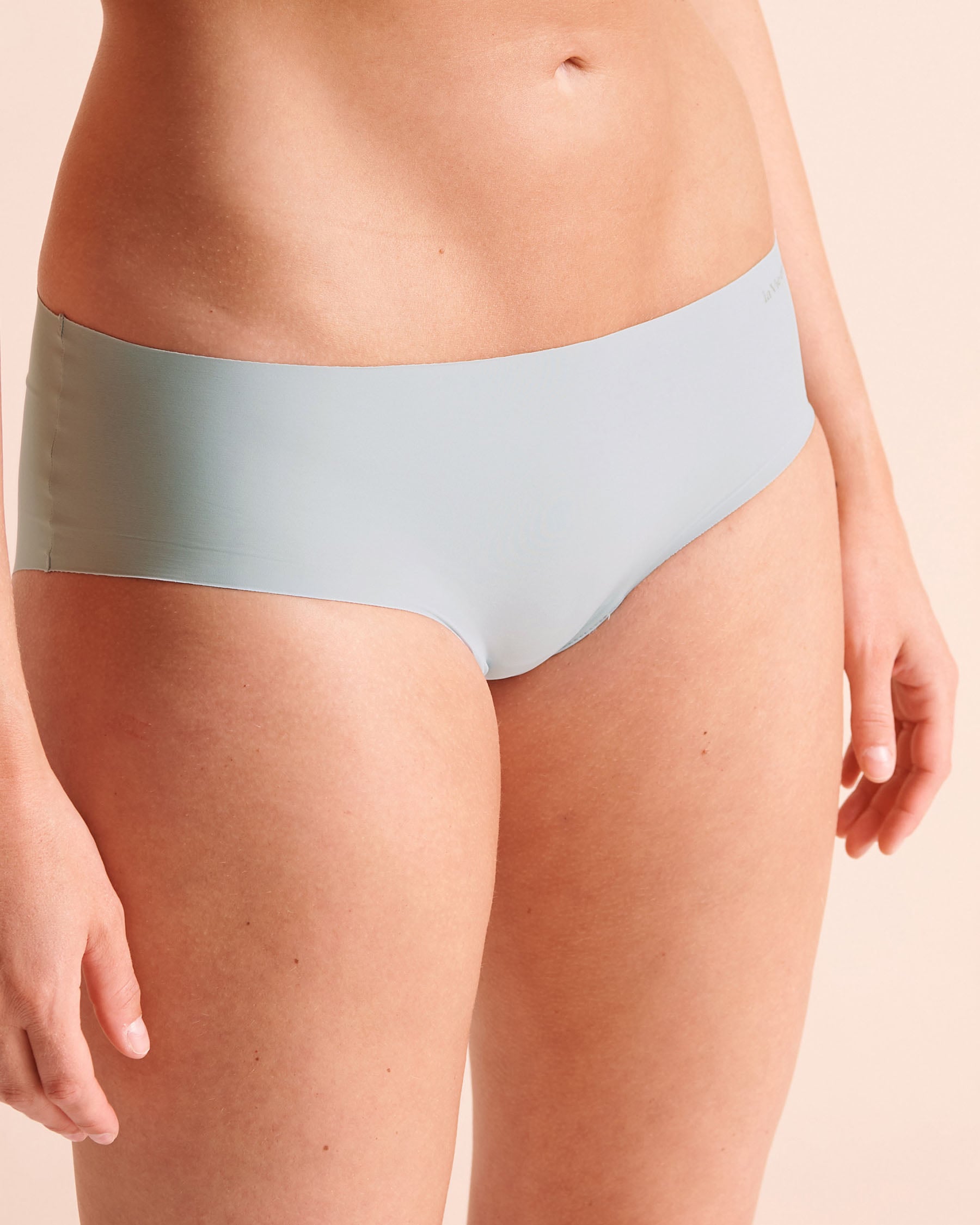 LA VIE EN ROSE Culotte aux hanches microfibre invisible Bleu céleste 20200858 - Voir1