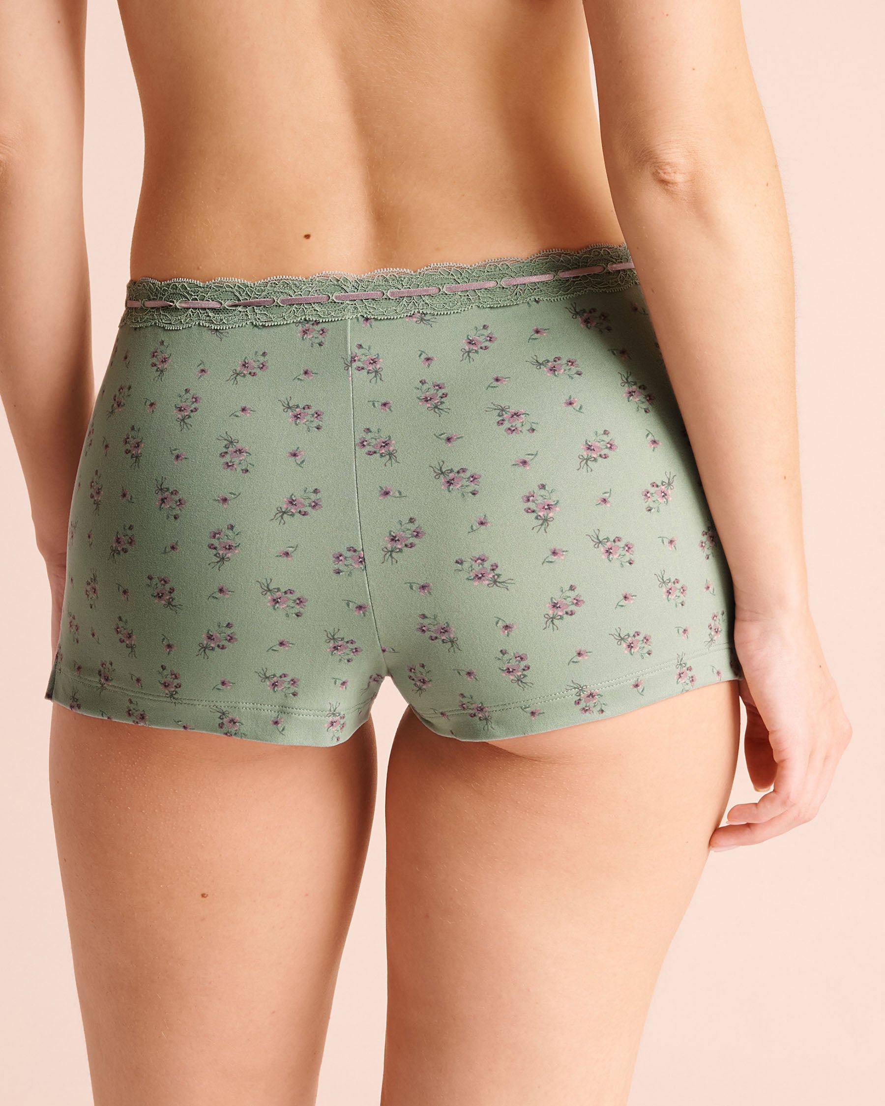 LA VIE EN ROSE Short de pyjama ultra doux bordures de dentelle imprimé bouquet floral Bouquets de fleurs 40200888 - Voir2