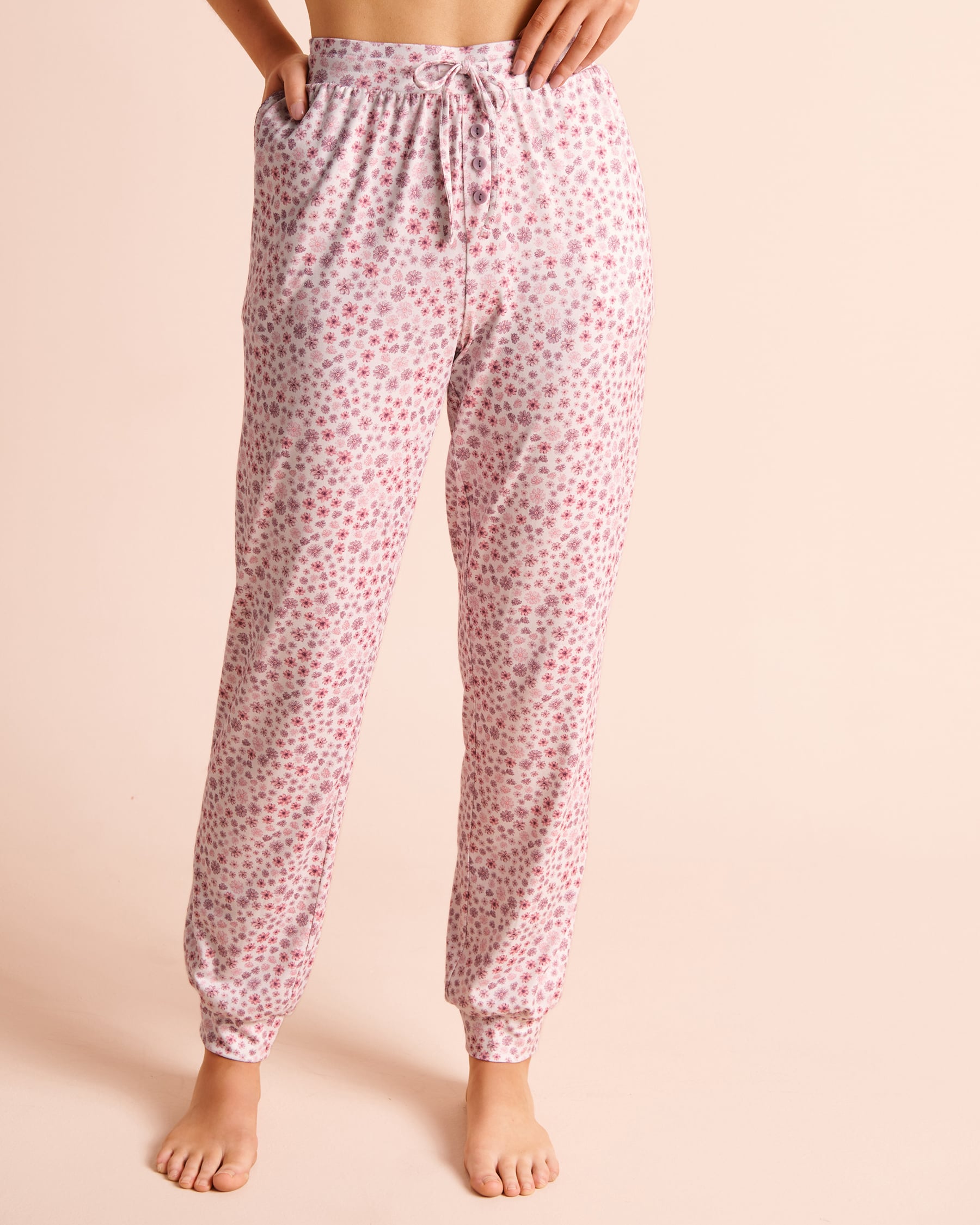 LA VIE EN ROSE Pantalon de pyjama jogger ultra doux imprimé fleurs mauves Fleurs mauves 40200884 - View1