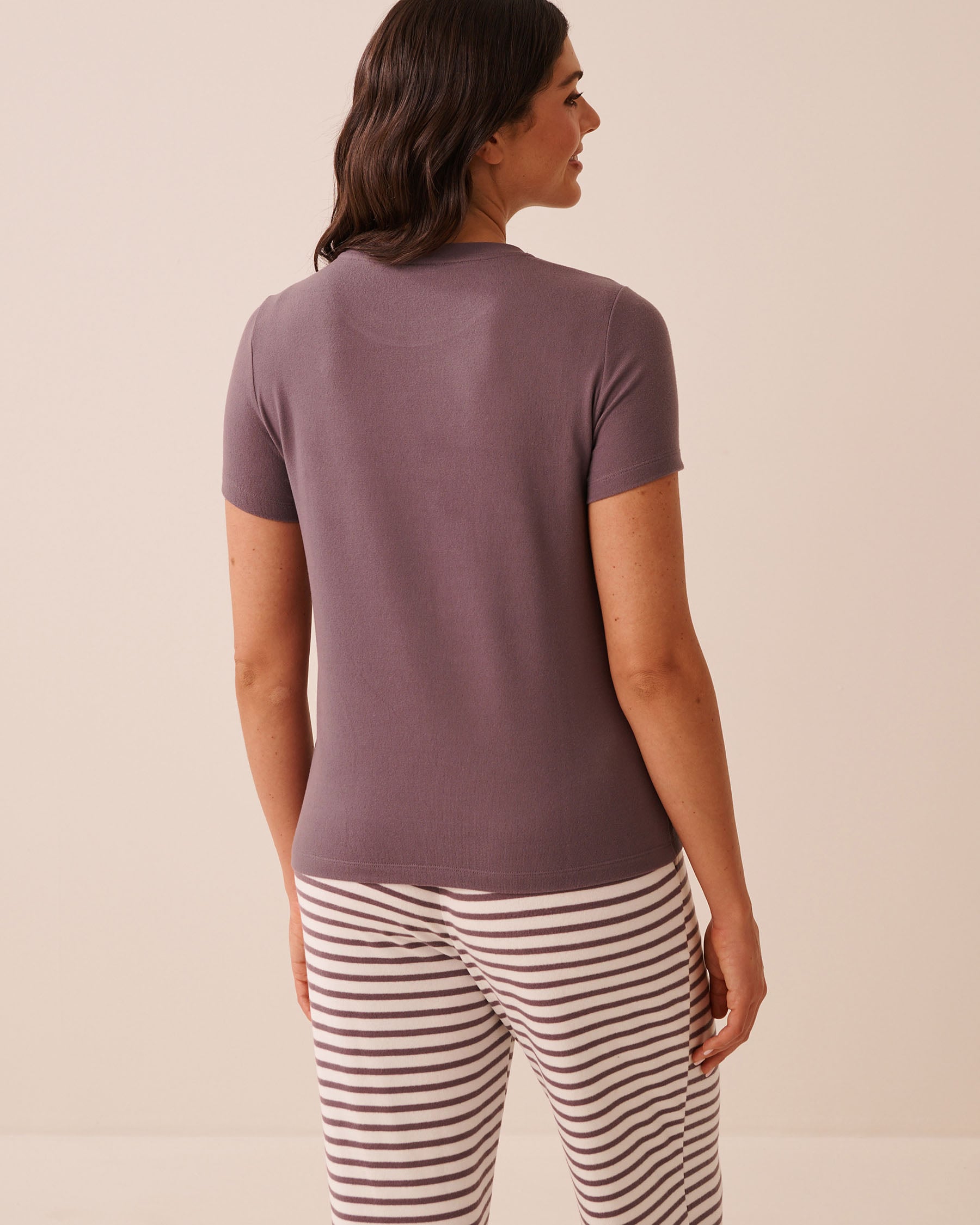 LA VIE EN ROSE You Make Me Smile Print Soft Knit Short Sleeve T-shirt Plum 40100896 - View2