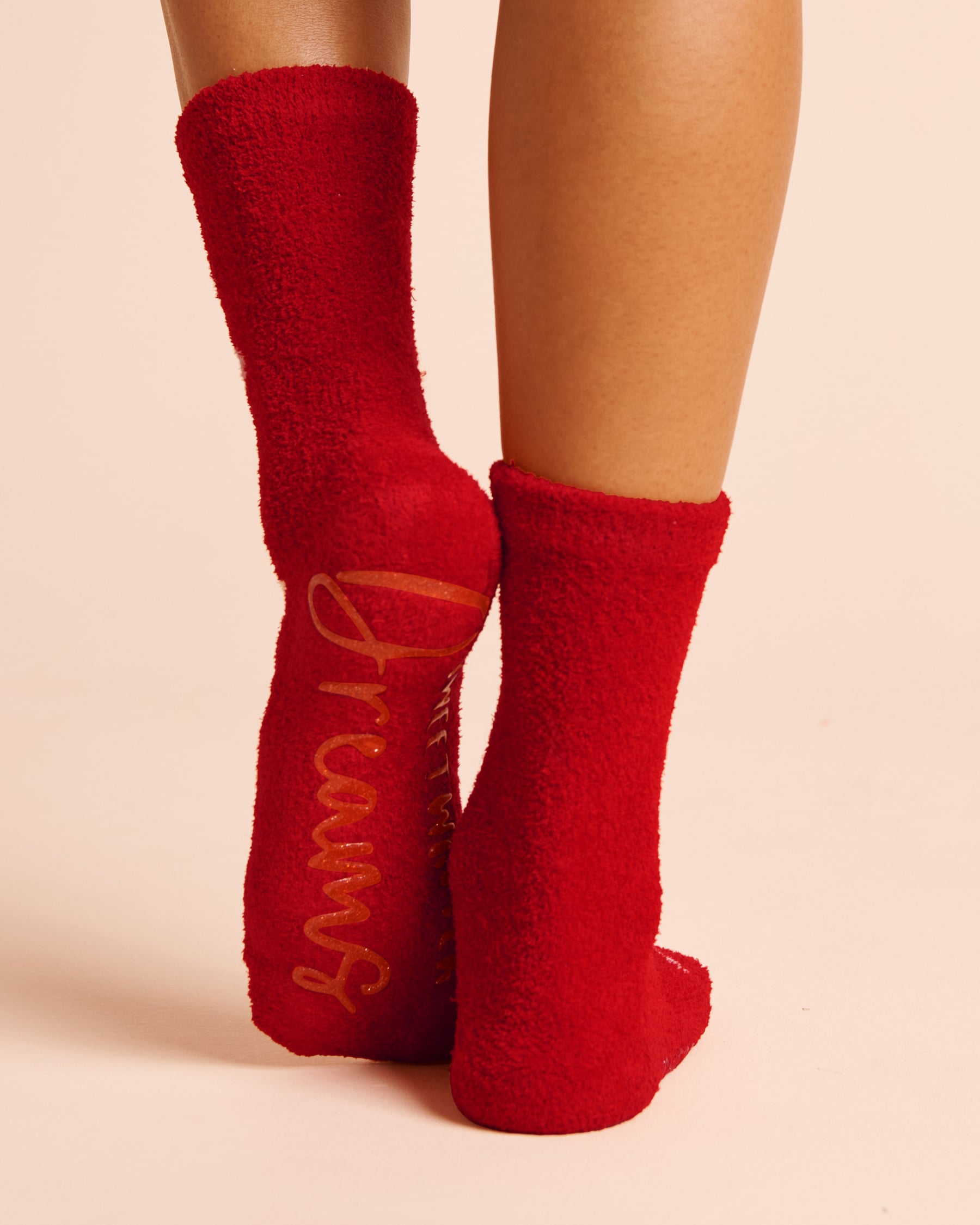 LA VIE EN ROSE Fuzzy Gingerbread Crew Socks Red/Gingerbread 40700505 - View2