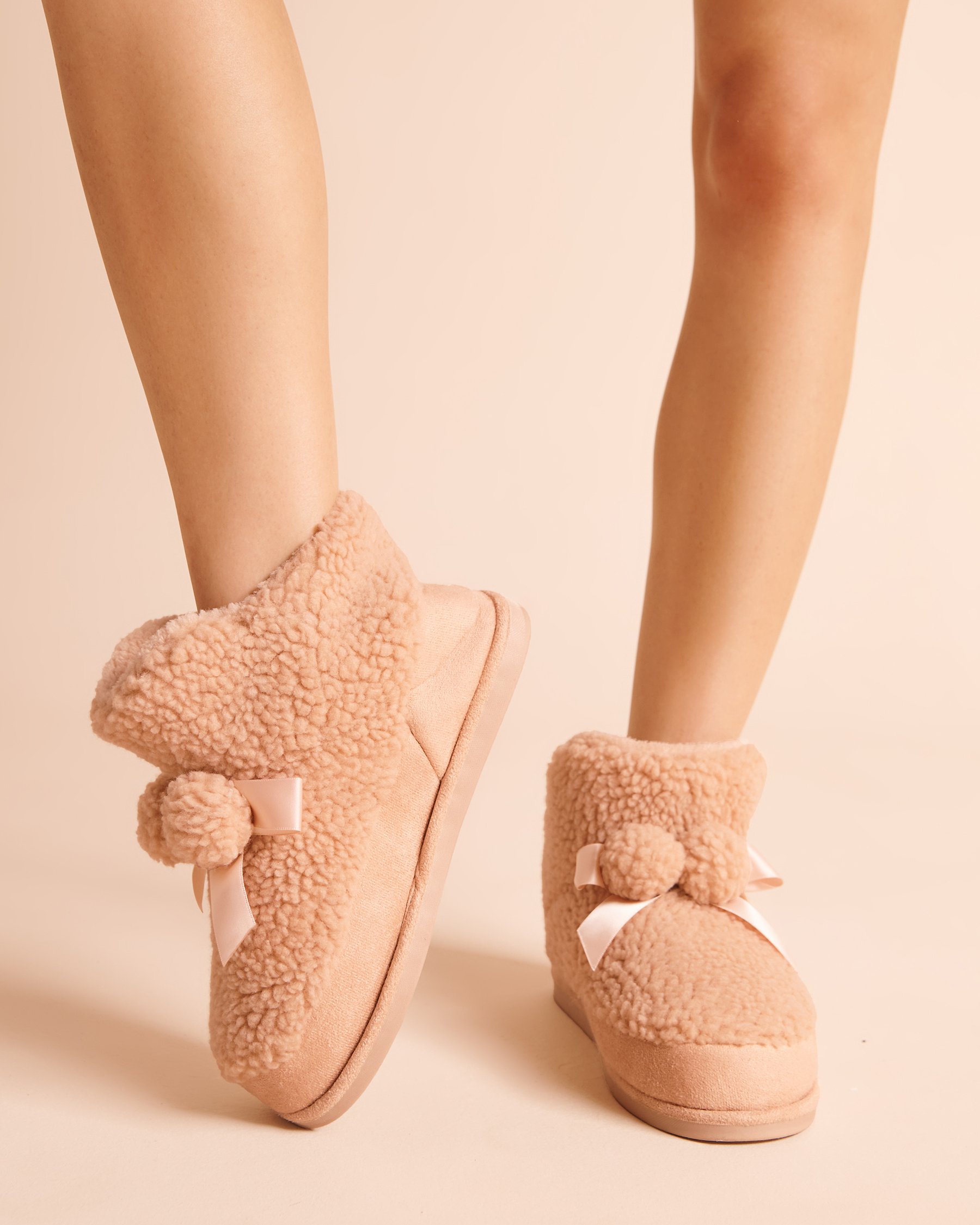 LA VIE EN ROSE Pompom Sherpa Bootie Slippers Beige 40700518 - View1