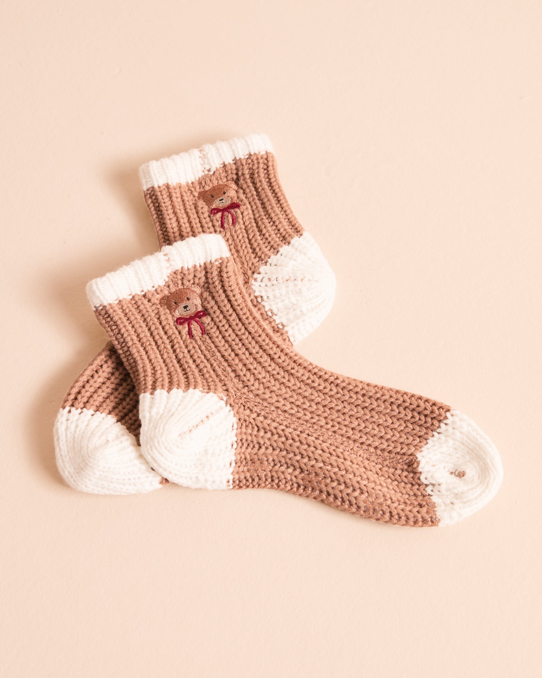 LA VIE EN ROSE Teddy Bear-Embroidered Socks Beige/Teddy Bear 40700508 - View3