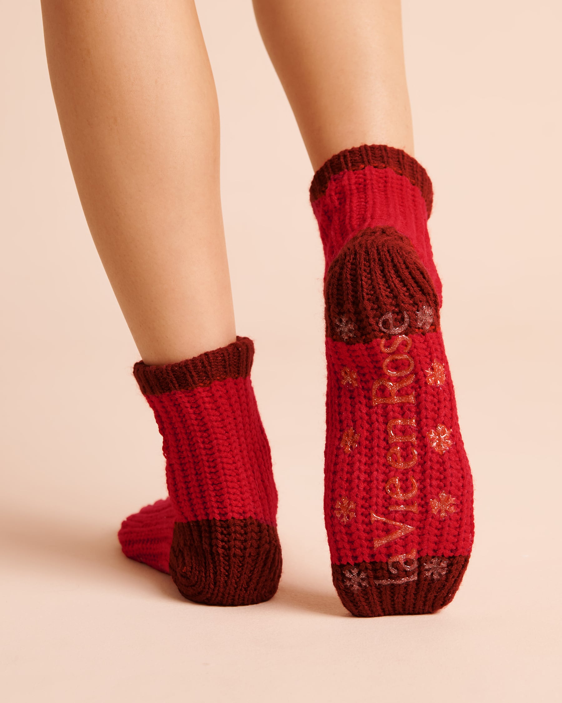 LA VIE EN ROSE Teddy Bear-Embroidered Socks Red/Teddy Bear 40700508 - View2