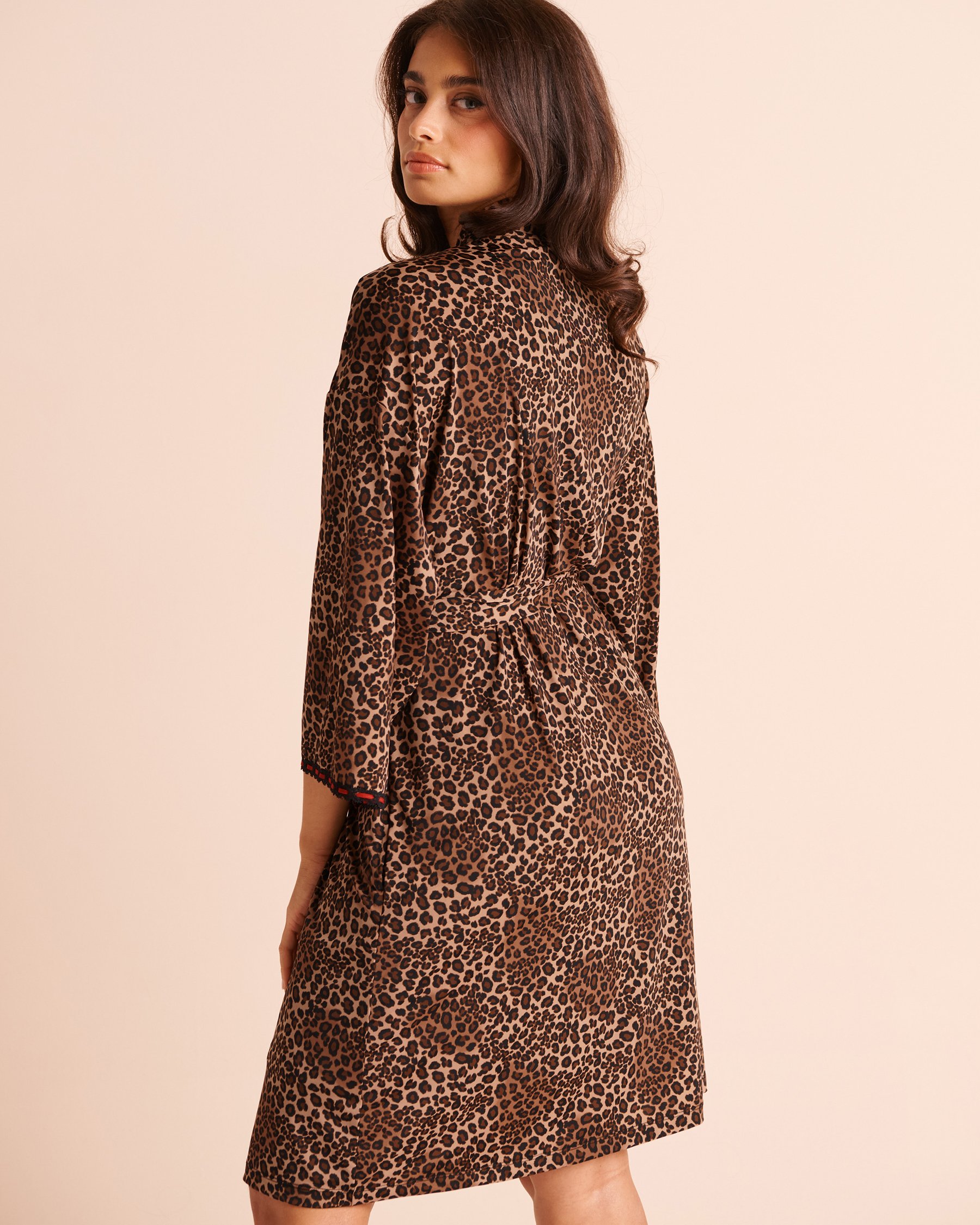 LA VIE EN ROSE Leopard Print Lace Trim Kimono Leopard 60600130 - View2