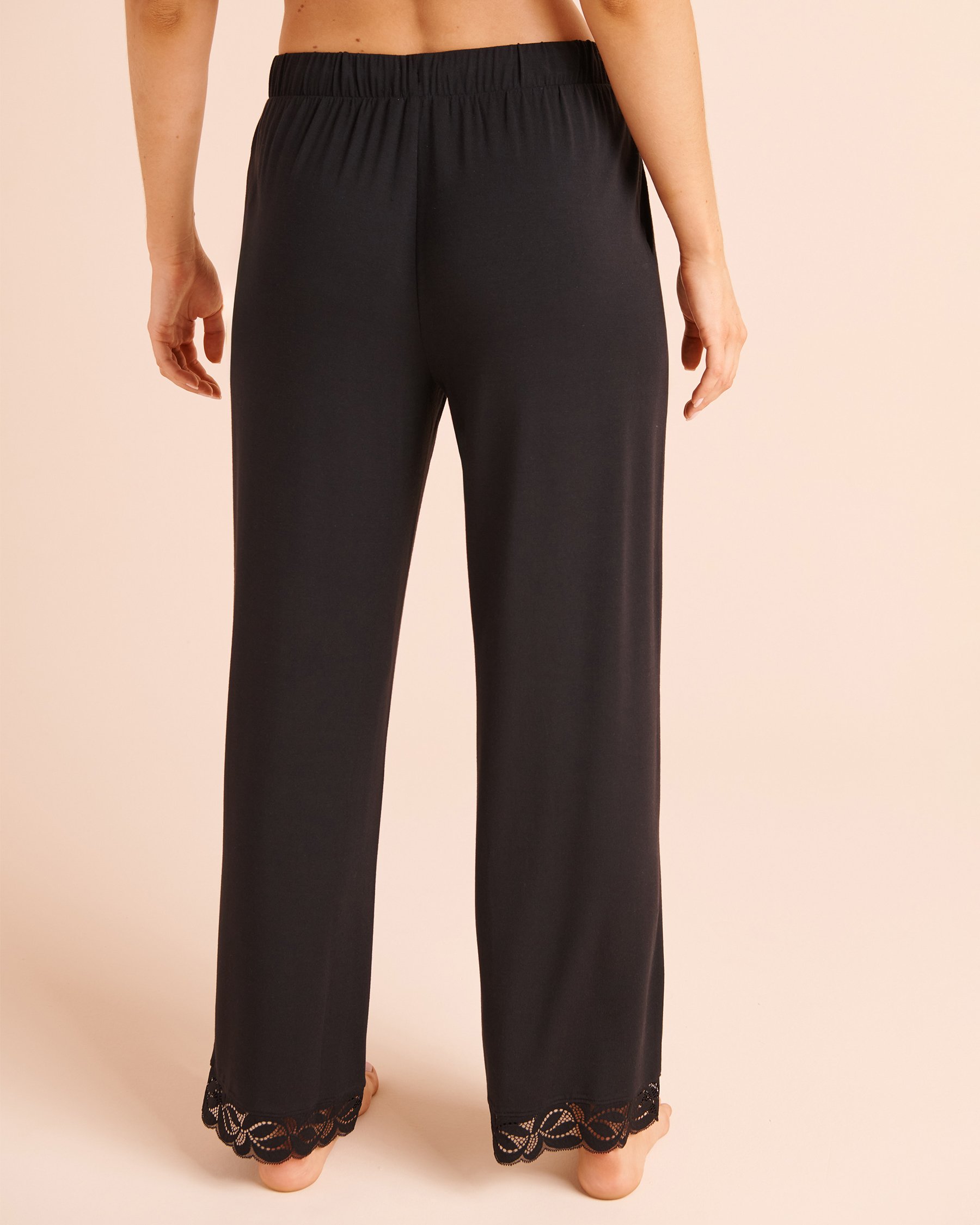 LA VIE EN ROSE Lace Trim Modal Pants Black 60200212 - View2