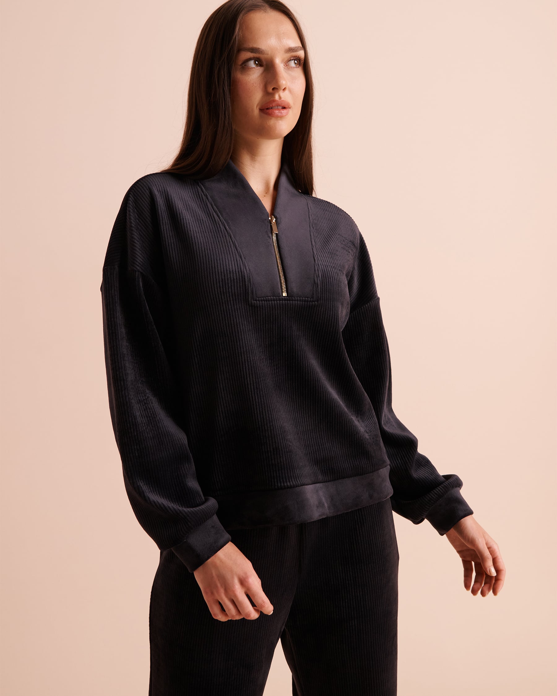 LA VIE EN ROSE Chandail demi-zip épais en tissu côtelé Noir 50100150 - Voir1