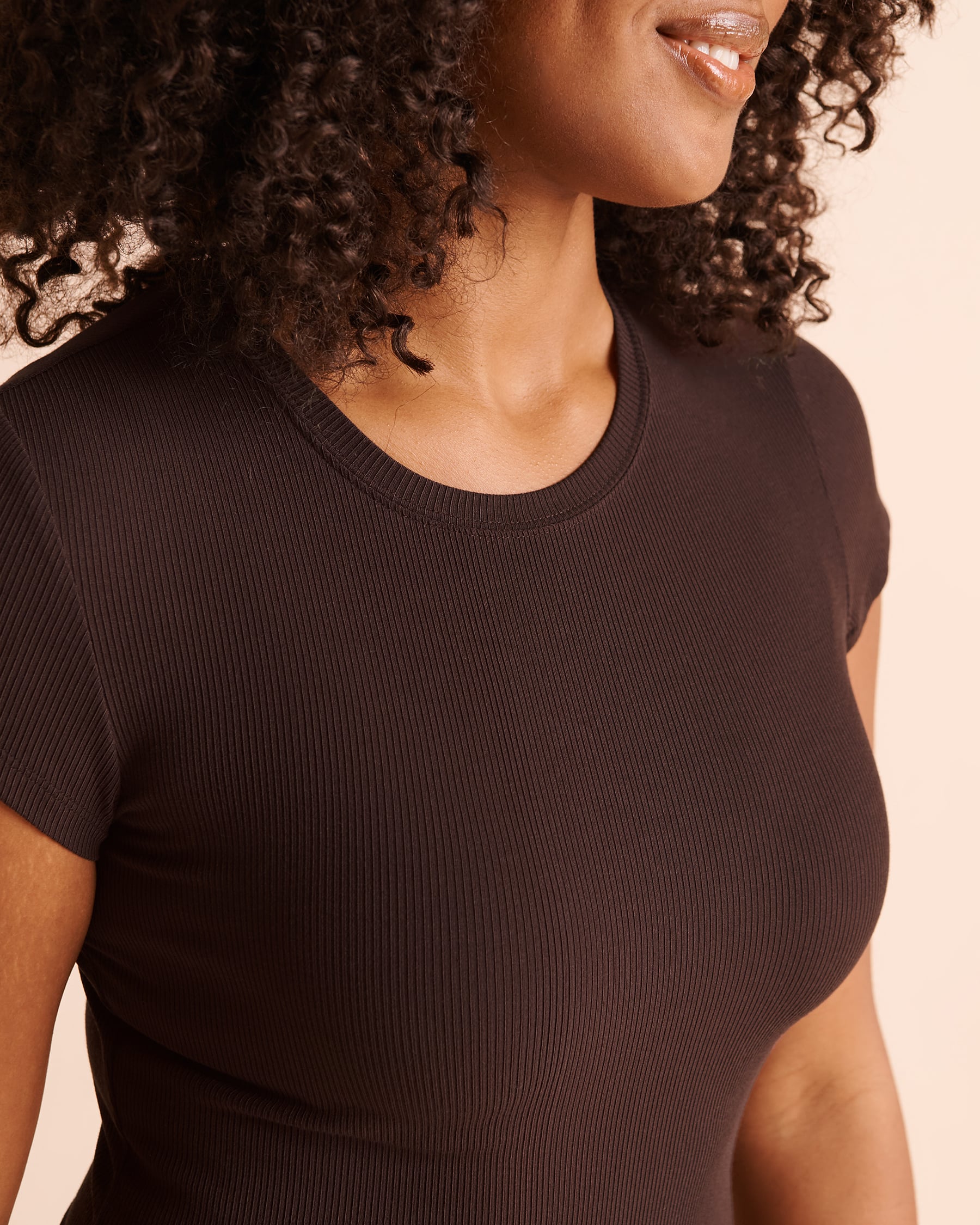 LA VIE EN ROSE Ribbed Modal Short Sleeve T-shirt Dark Chocolate 50100153 - View3