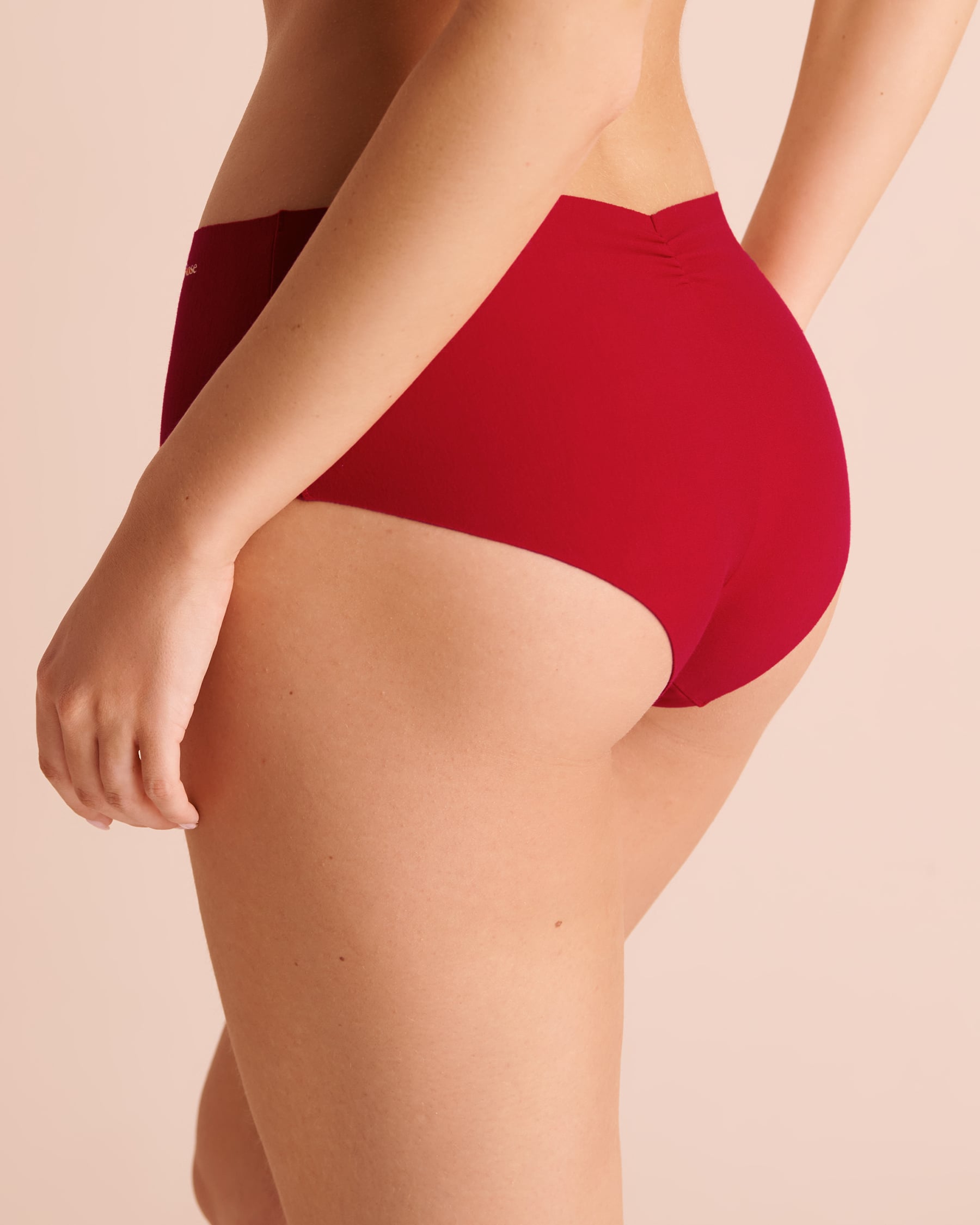 LA VIE EN ROSE Culotte aux hanches coton invisible Rouge sucre d'orge 20100875 - Voir2