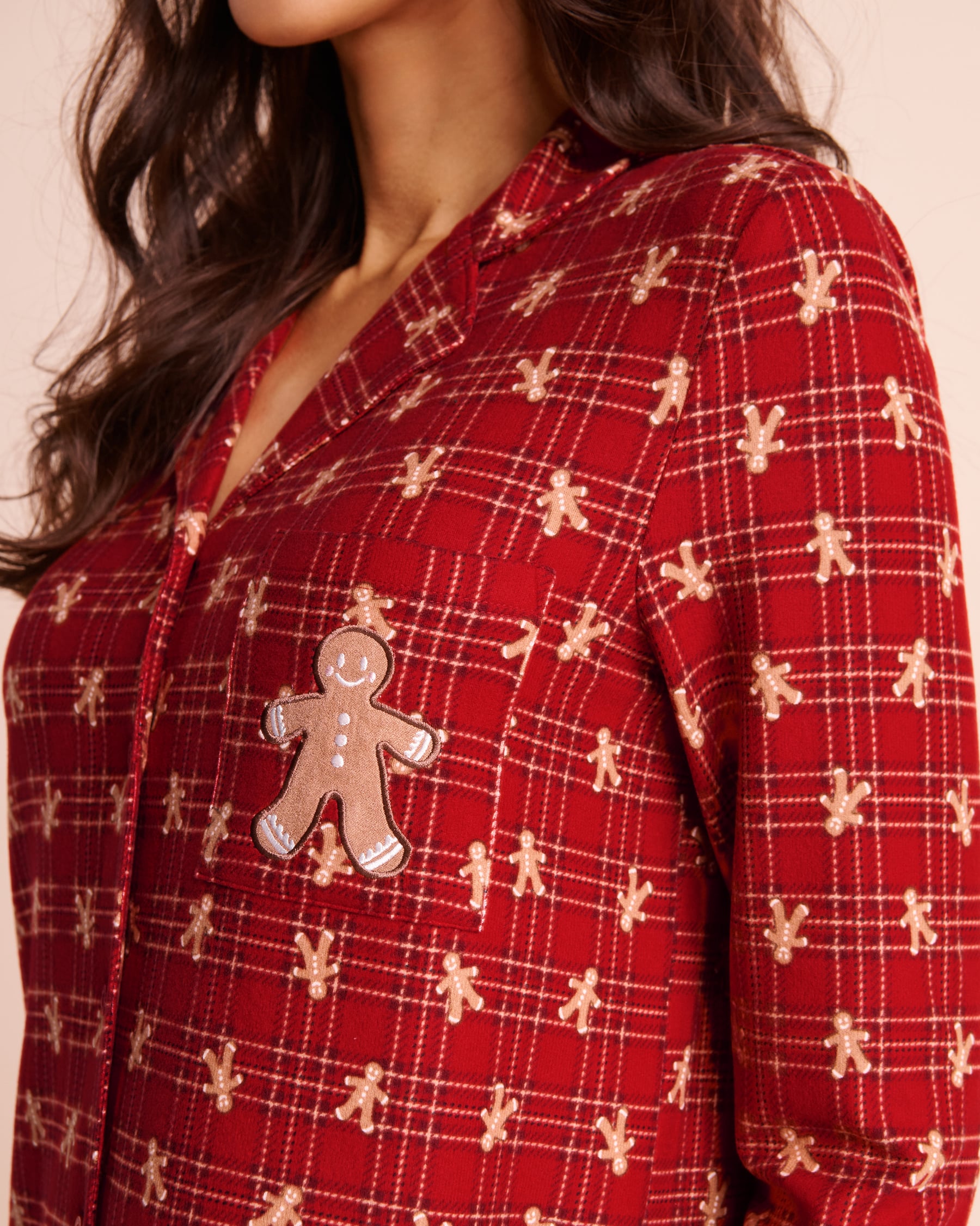 LA VIE EN ROSE Cookie Print Soft Knit Long Sleeve Button-down Sleepshirt Candy Cane Red/Cookies 40500517 - View3