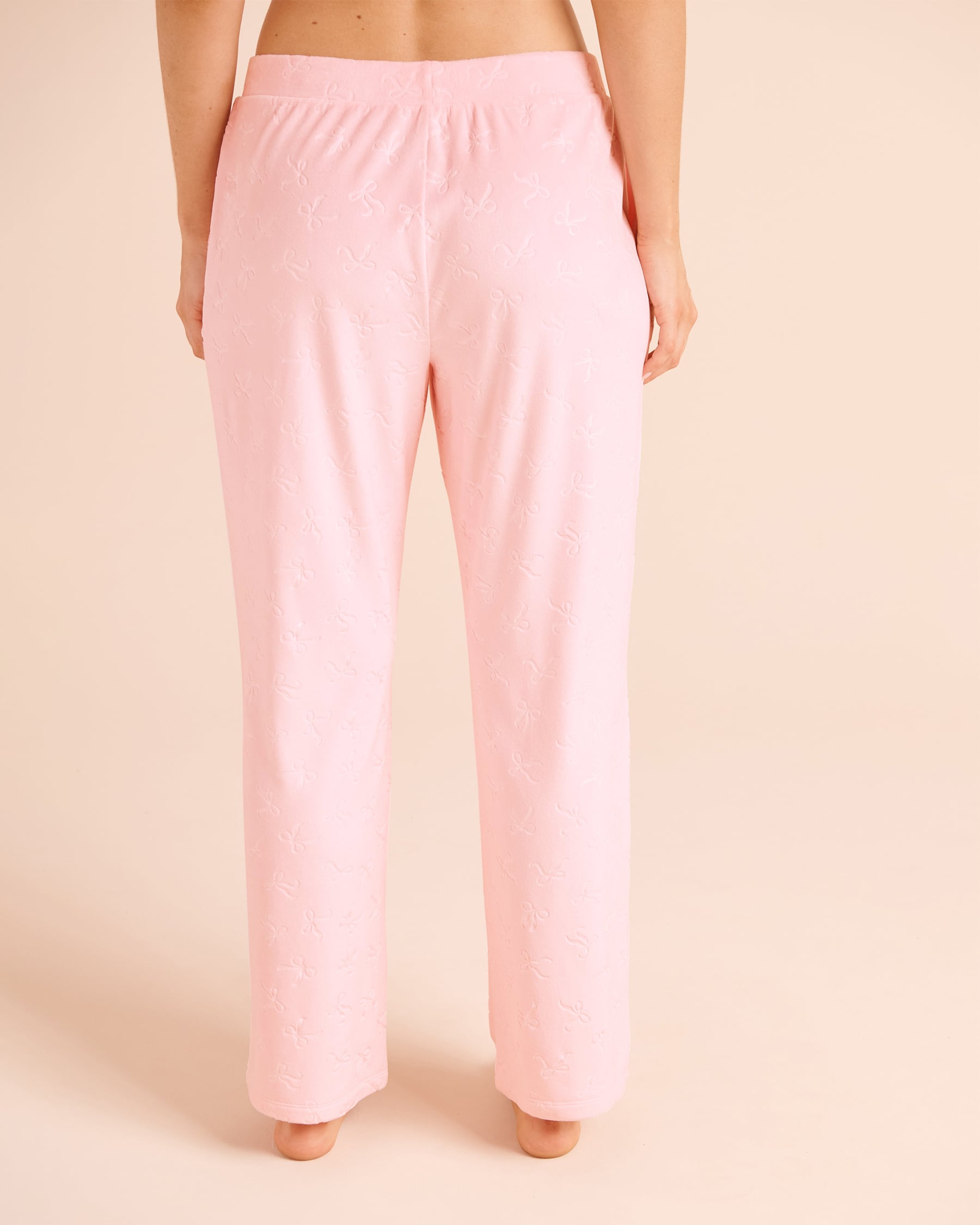 LA VIE EN ROSE Bow-Engraved Plush Velour Pajama Pants Frosted Pink/Bows 40200924 - View2