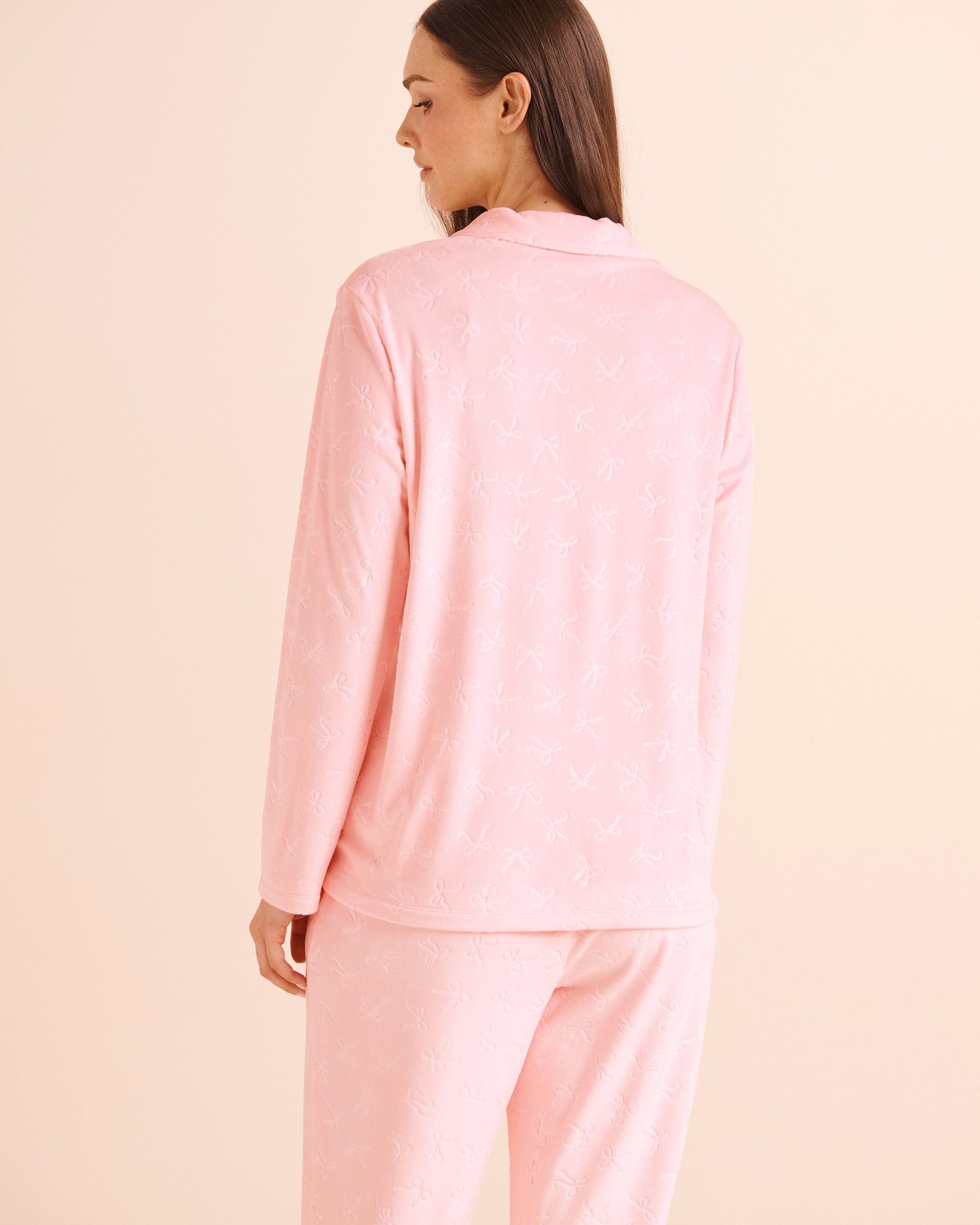 LA VIE EN ROSE Bow-Engraved Plush Velour Long Sleeve Button-down Shirt Frosted Pink/Bows 40100944 - View2