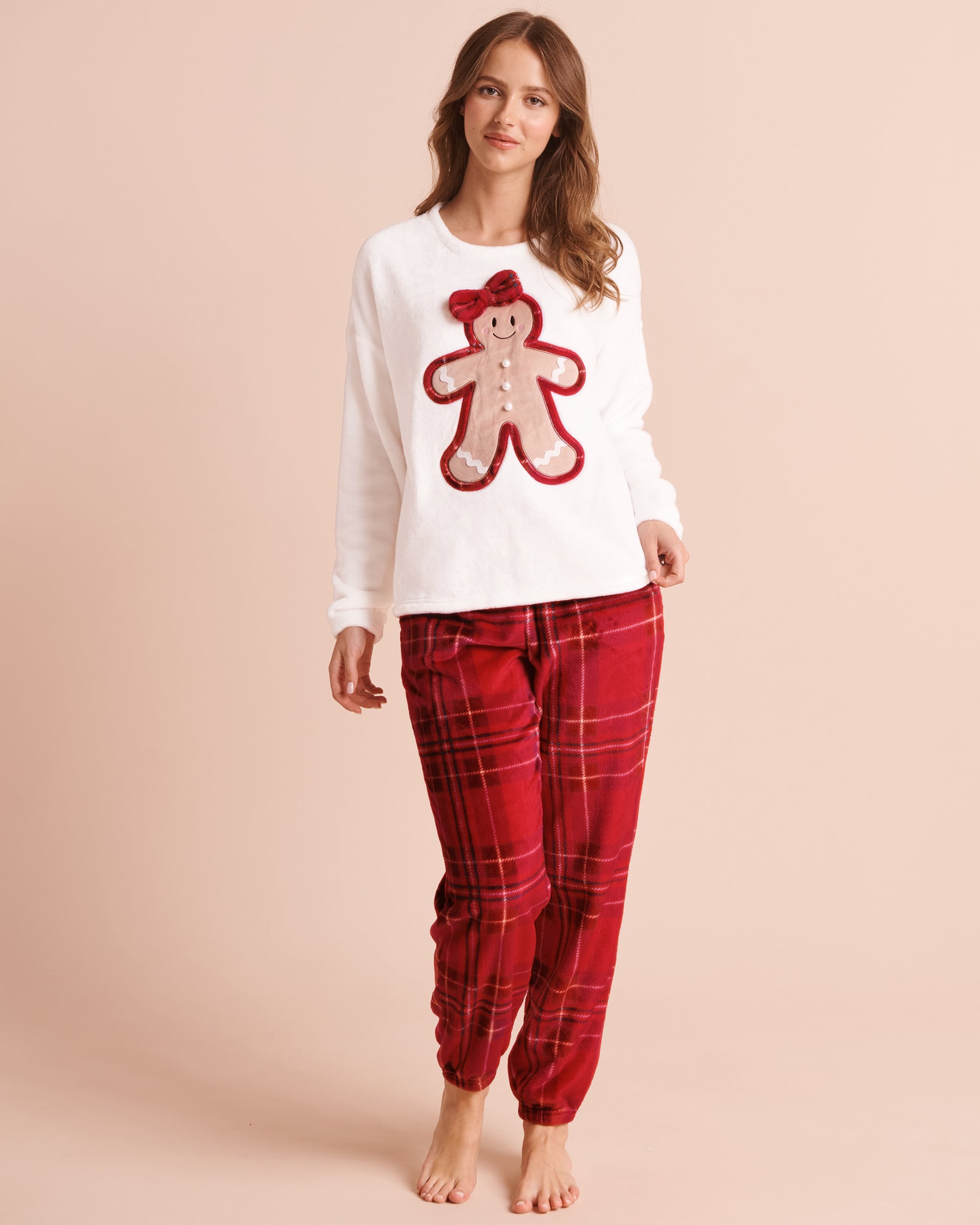 LA VIE EN ROSE Gingerbread-Embroidered Soft Plush Pajama Set Gingerbread/Plaid 40400108 - View1