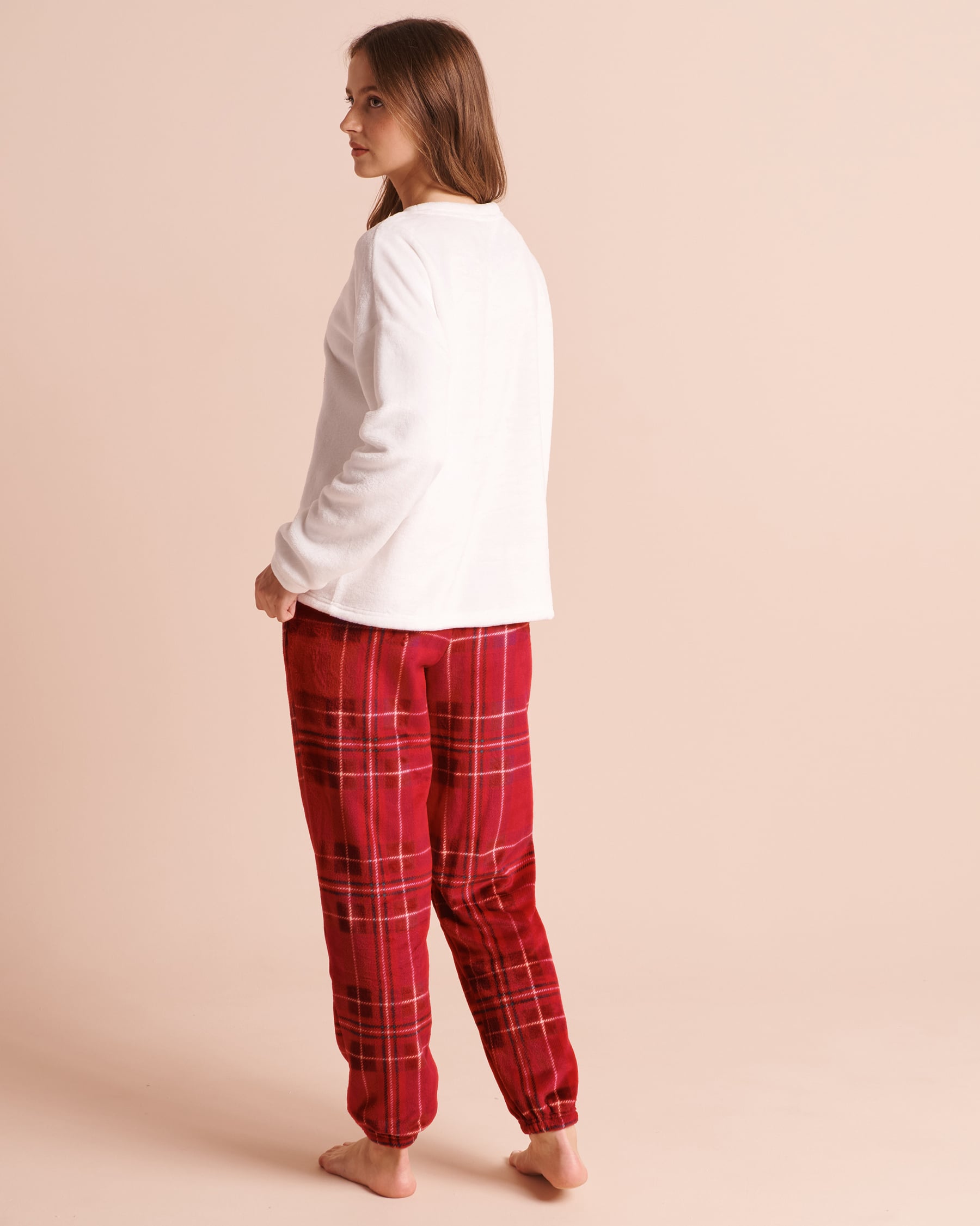 LA VIE EN ROSE Gingerbread-Embroidered Soft Plush Pajama Set Gingerbread/Plaid 40400108 - View2